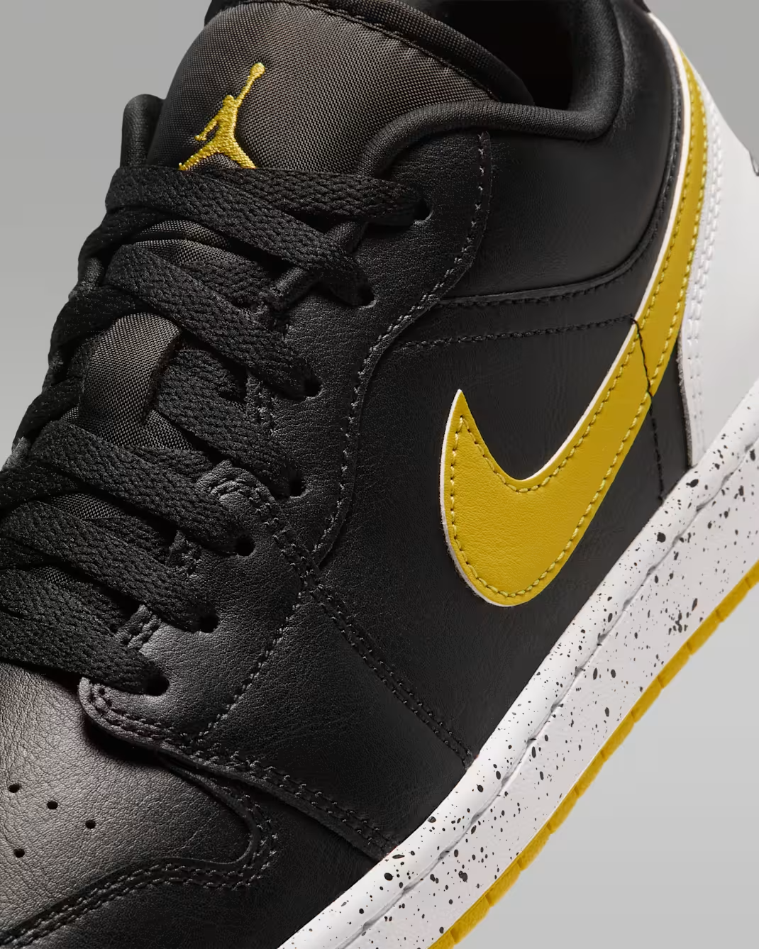 IX3529-010 Nike Air Jordan 1 Low SE "Black/Tour Yellow" (Men's)
