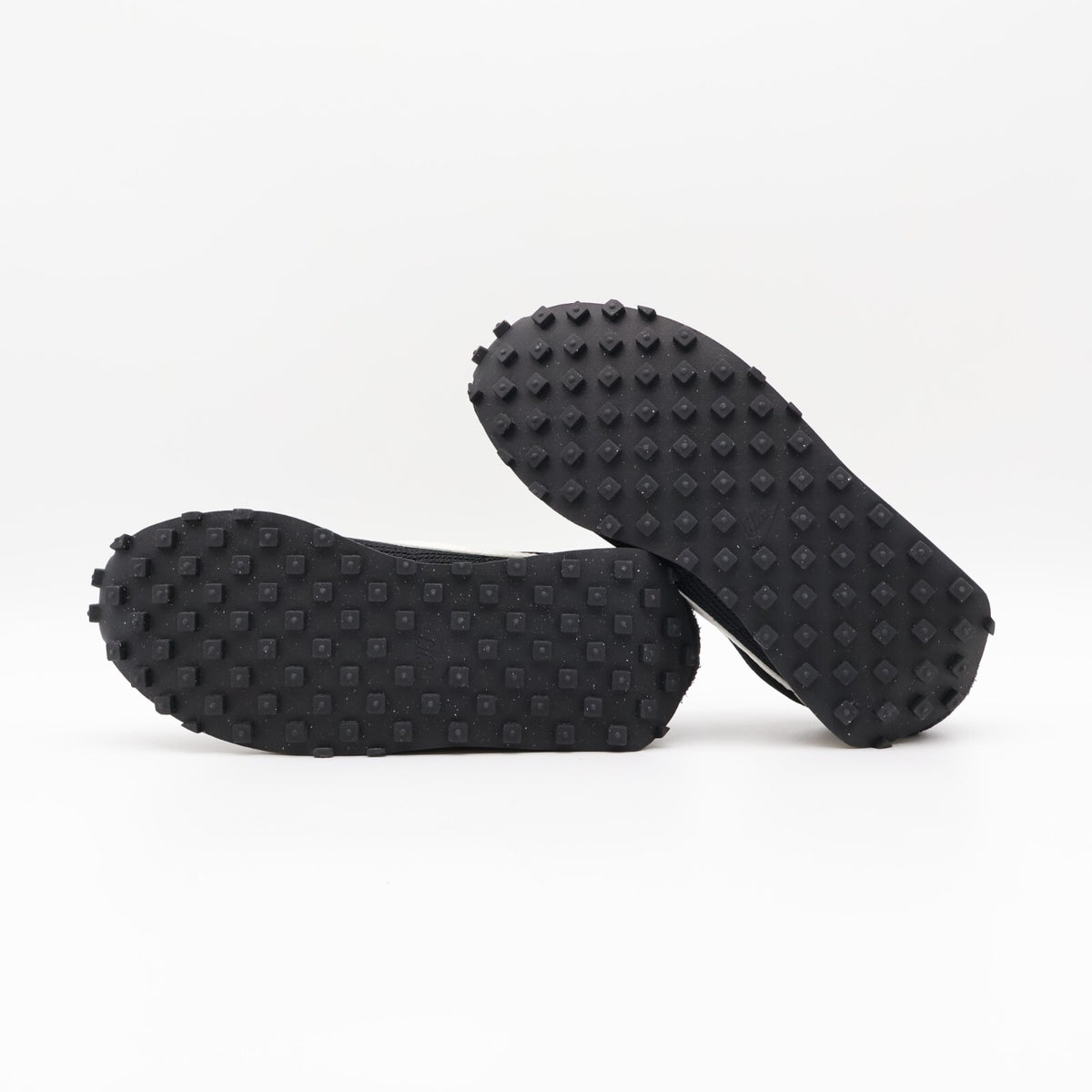HM0950-001 NIKE LD-1000 Black and Sail (Men's)