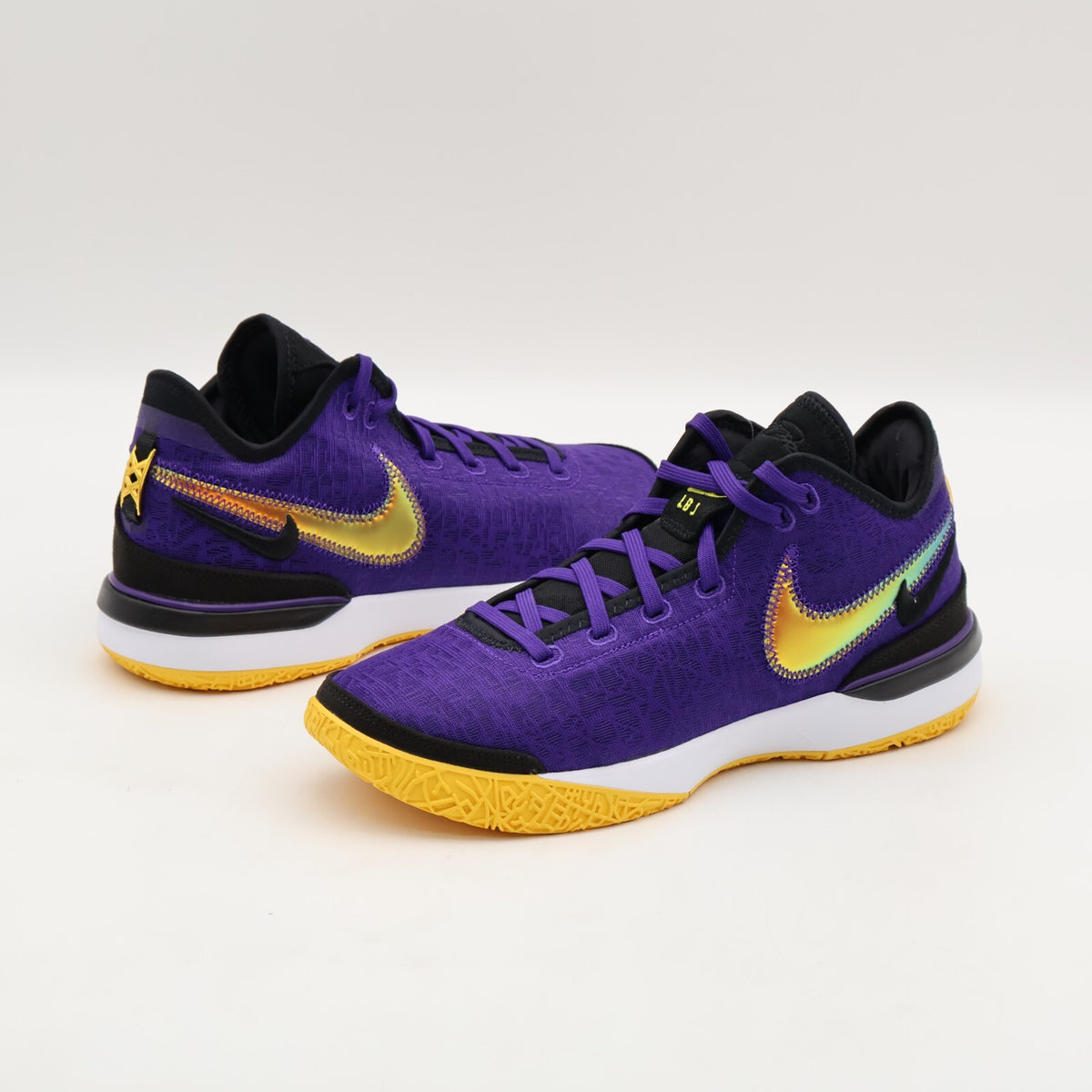 DR8788-500 Nike LeBron NXXT Gen Lakers (Men's)