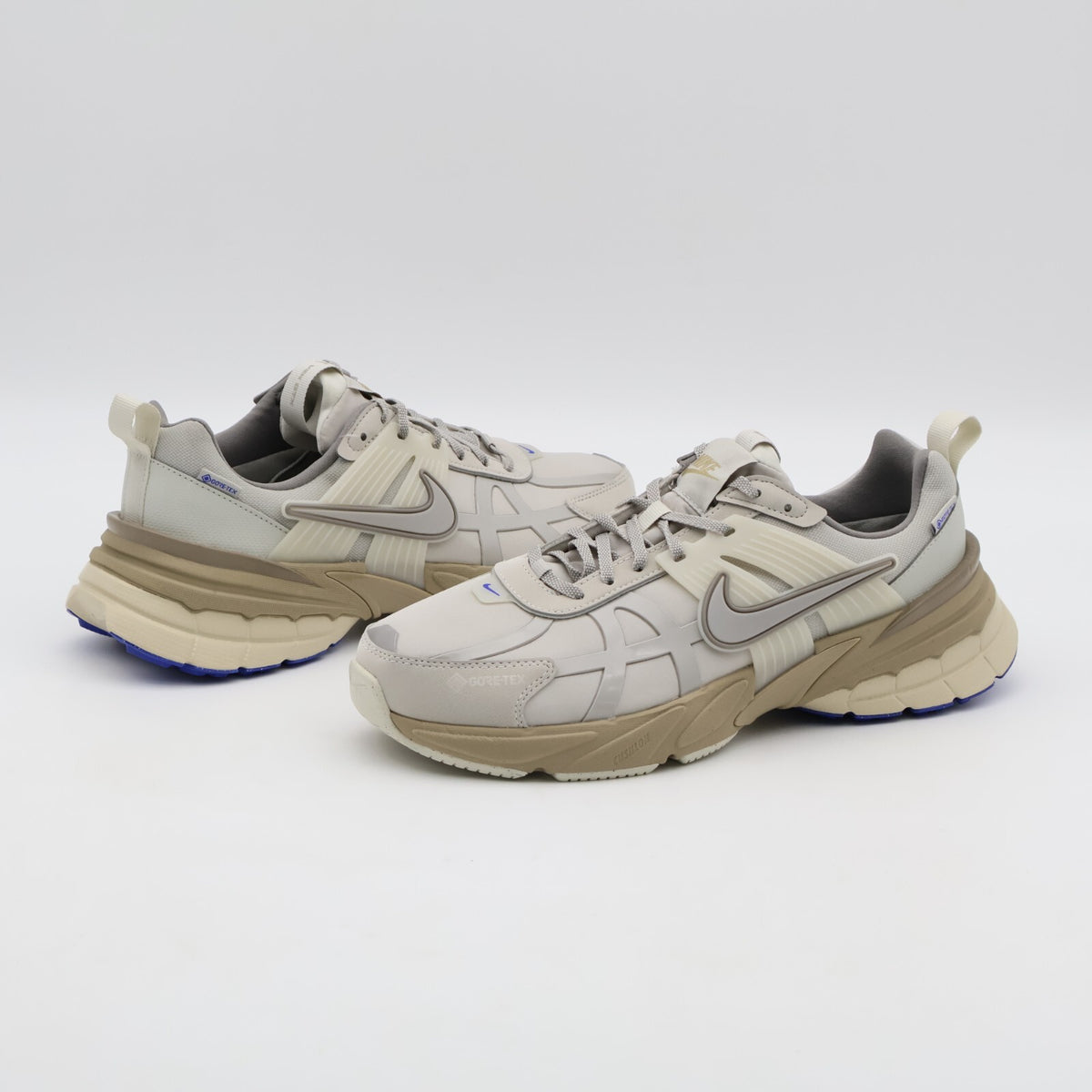 FZ2622-002 Nike V2K Run GORE-TEX Light Iron Stone Light Bone (Women's)