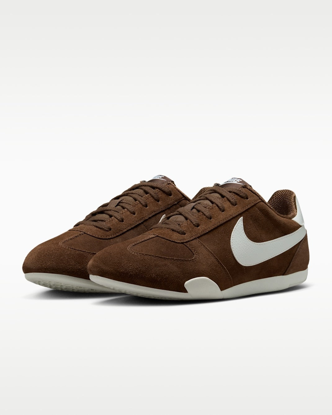 IO8030-201 Nike Sprint Sister Cacao WowSail (Women's)