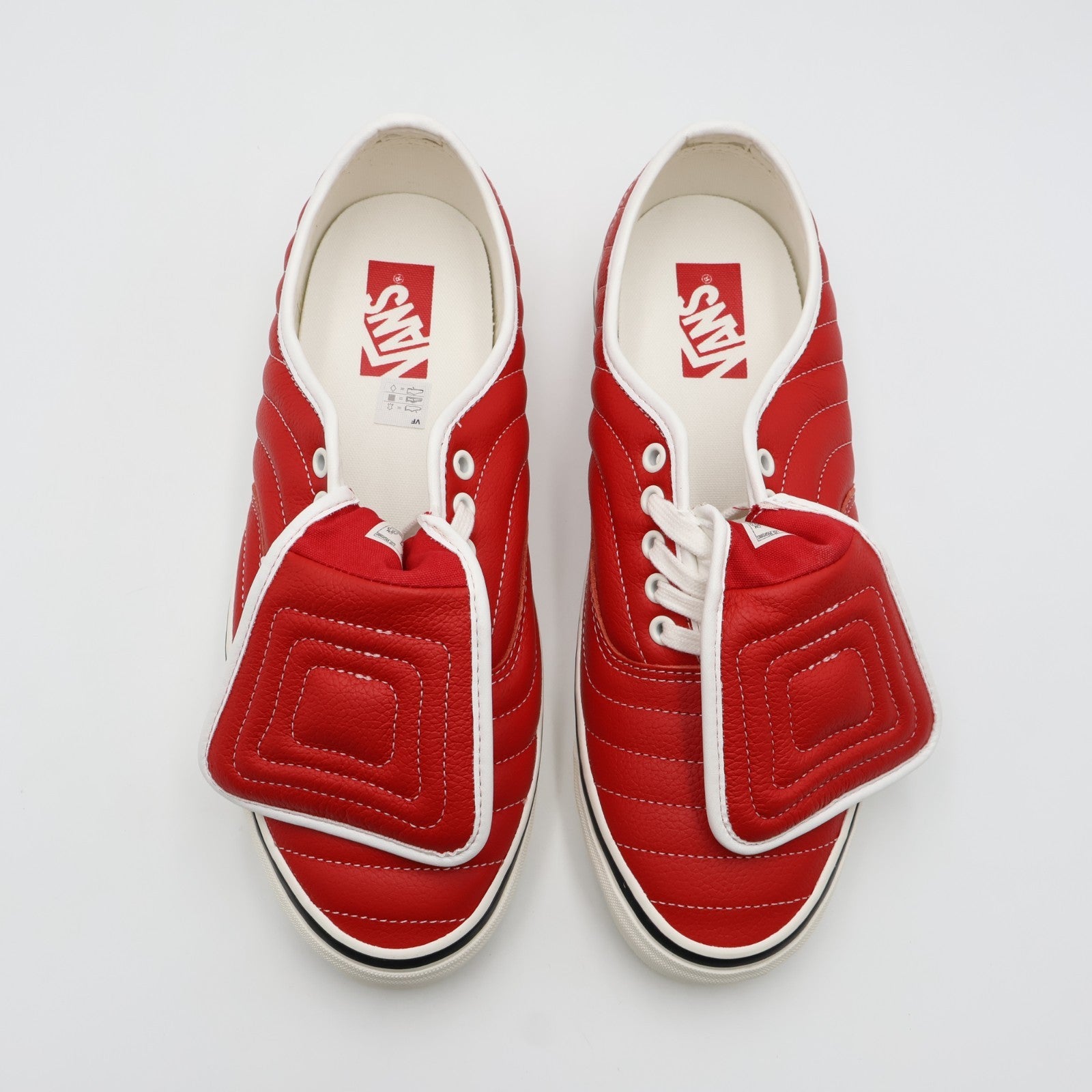 VN000Z9QIZQ Vans Premium Authentic 44 EXT "Copa Racing Red"