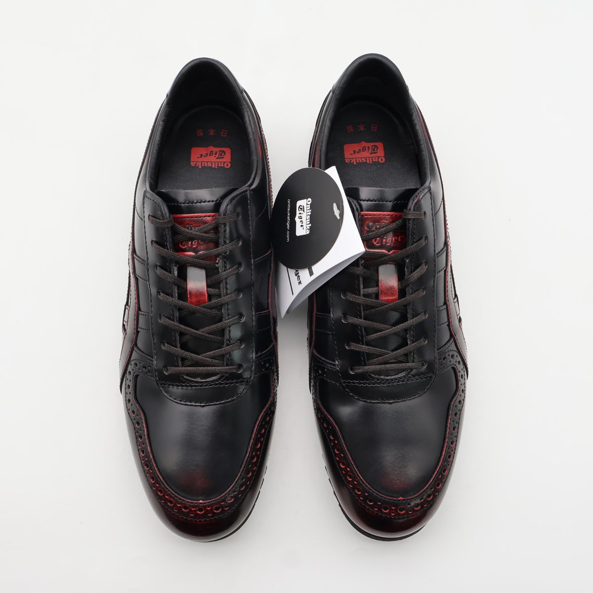 1181A610-200 Onitsuka Tiger NIPPON MADE ULTIMATE TRAINER LICORICE BROWN (Men's)