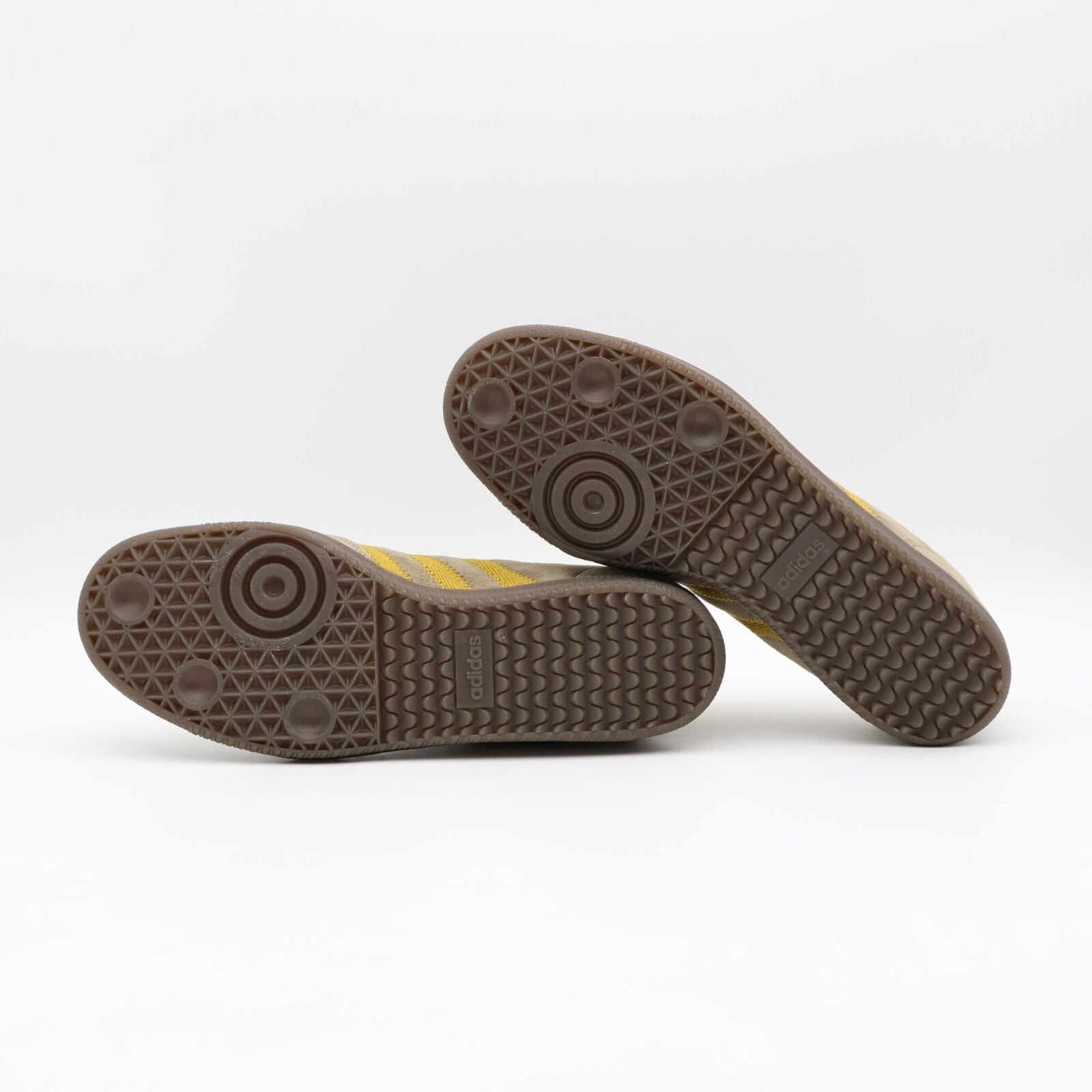 JR5288 C.P. Company Ã adidas Originals Wimberly Spezial Tech Khaki (Men's)