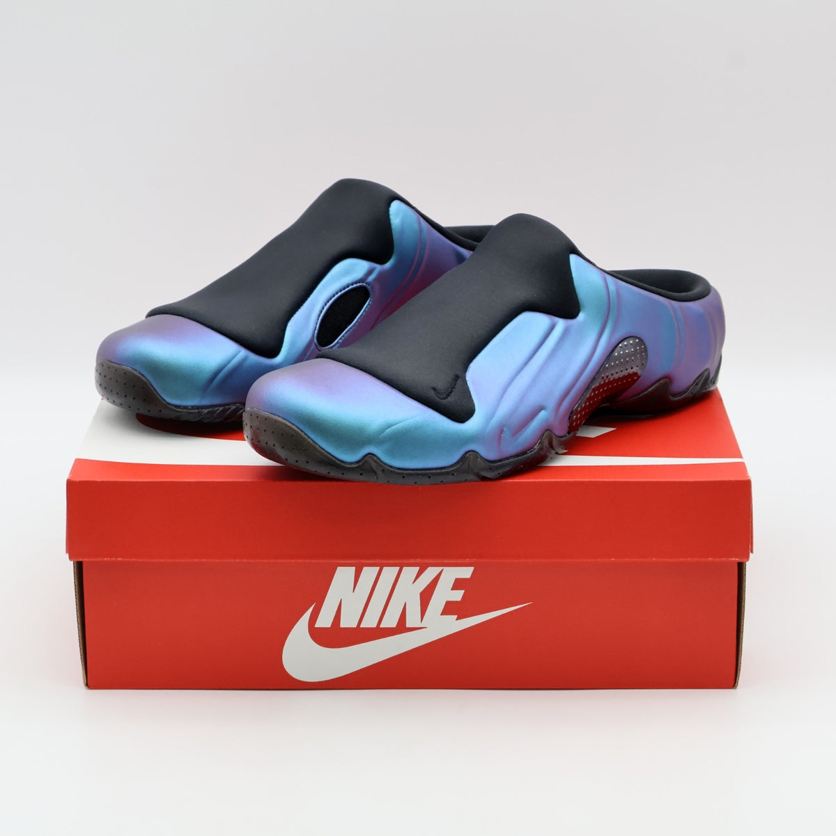 HJ4478-001 Nike Clogposite Multi-Color and Off Noir (Men's)