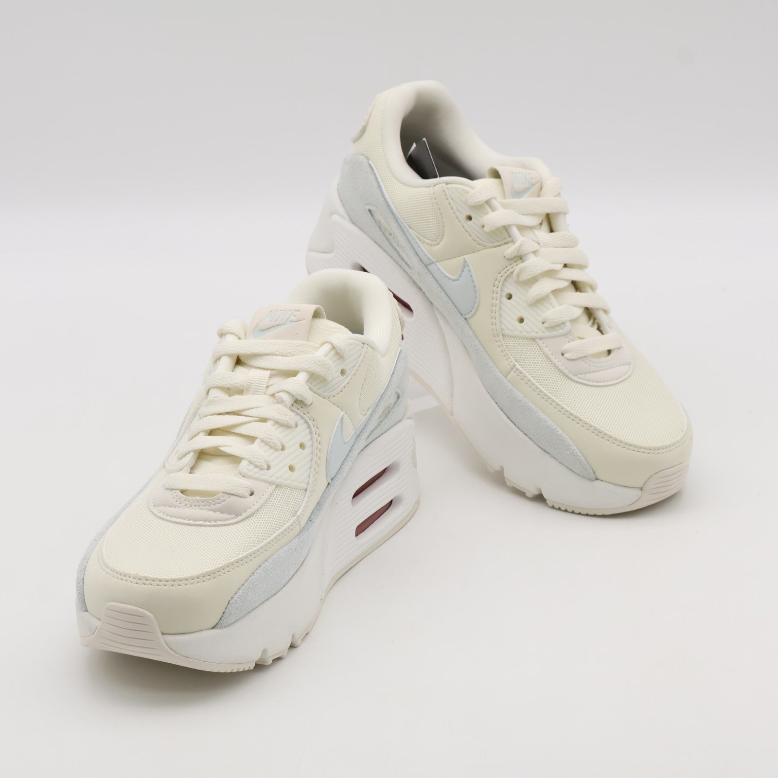 HQ3494-110 Nike Air Max 90 LV8 SE Pale Ivory Sail Photon Dust Barely (Women's)
