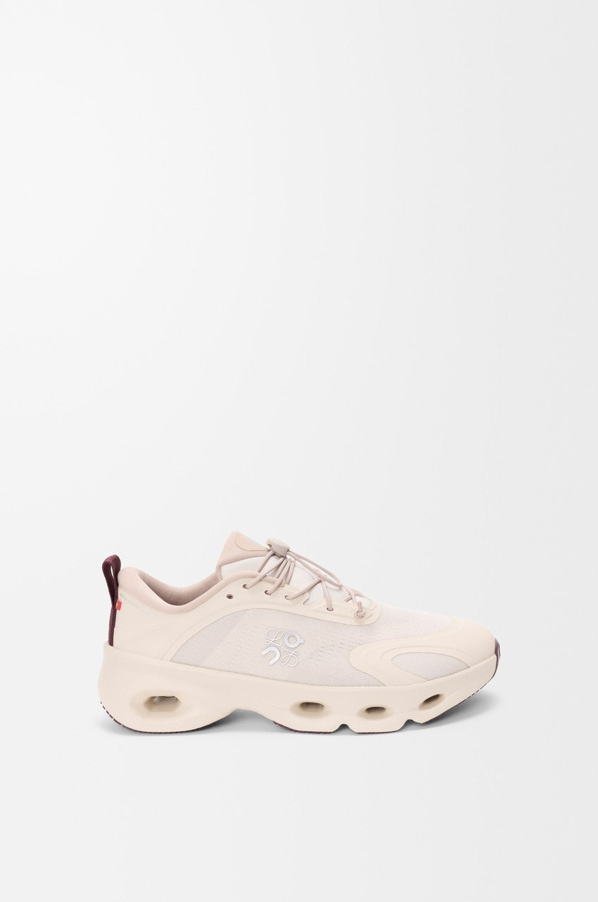 MAM1282X02-0047 LOEWE Ã On Cloudsolo "Sand/Burgundy"