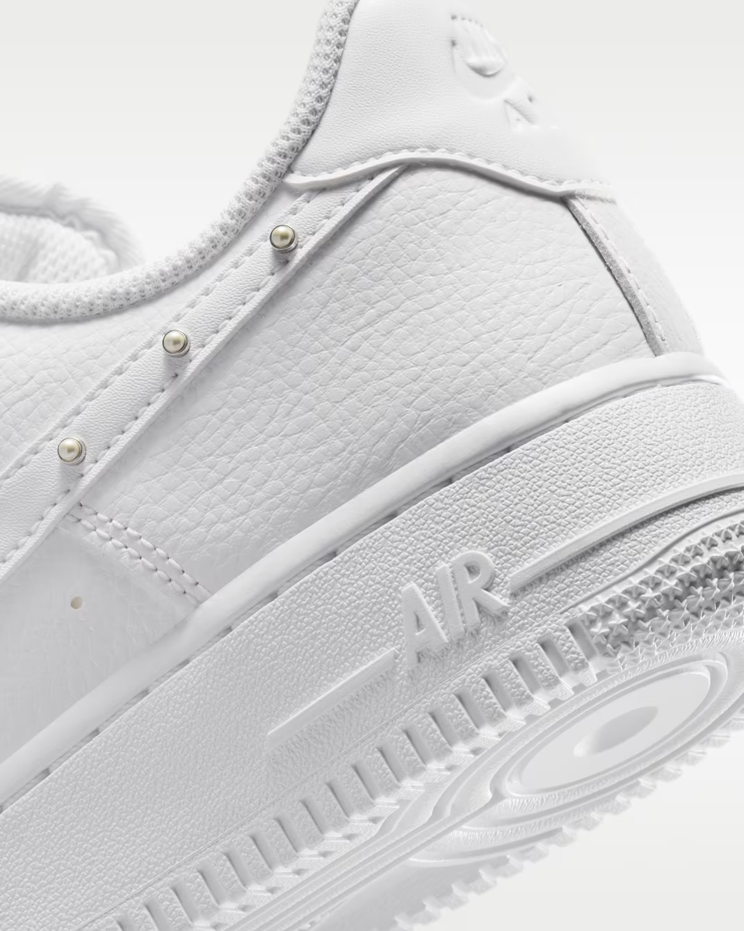 IU7557-100 Nike Women's Air Force 1 Low Pearl Swoosh (Women's)