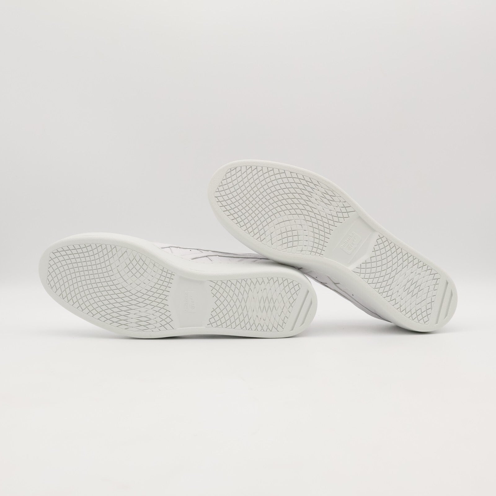 1183A803-107 Onitsuka Tiger GSM SD White (Men's)