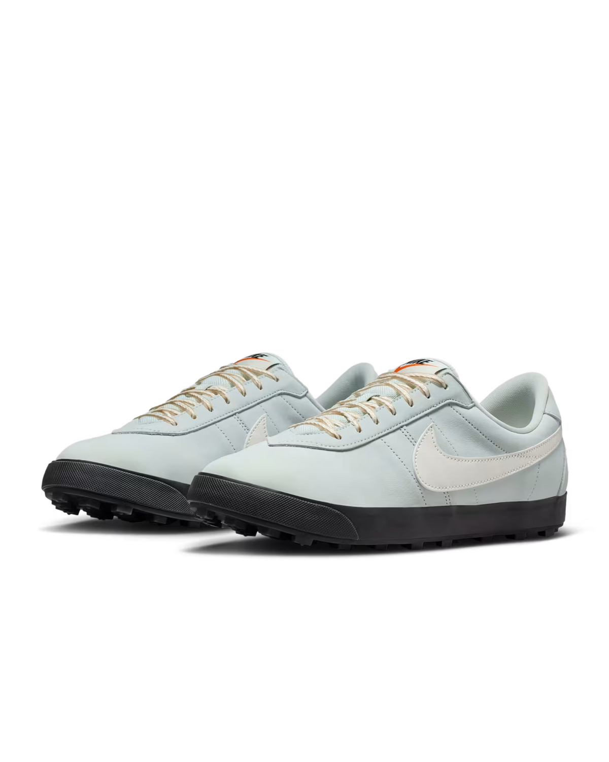 IH2341-001 Nike Astrograbber Sail Light Silver (Men's)