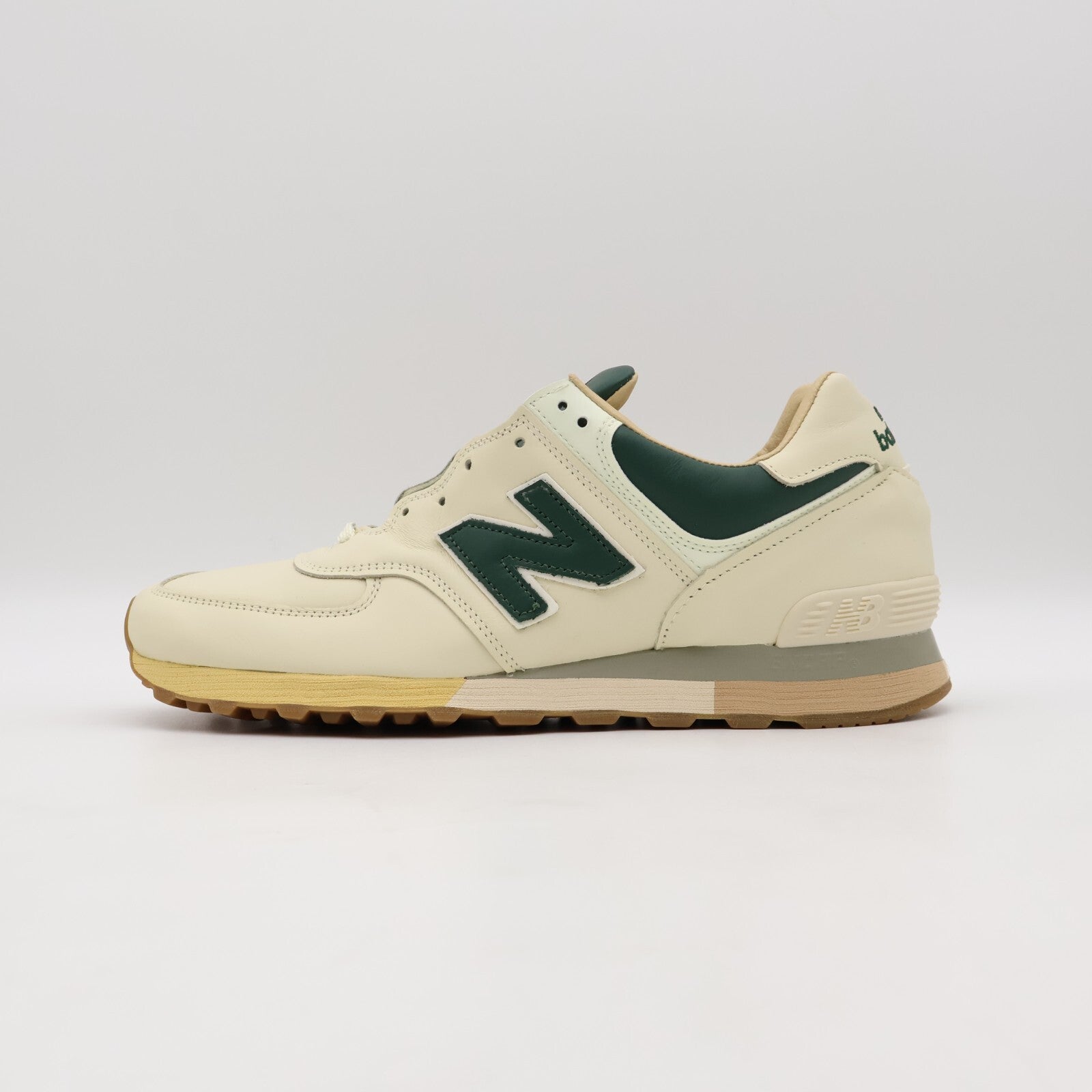 OU576AME the Apartment New Balance 576 Off White Evergreen Sail Ivory (Men's)