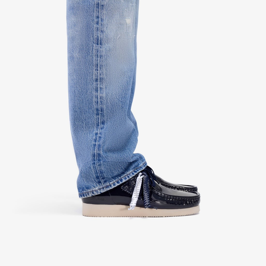 26186520 Clarks Wallabee 2604 "Navy Patent" (Men's)