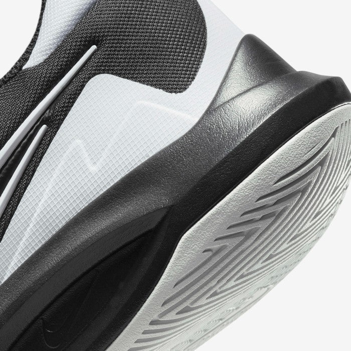 DD9535-007 Nike Precision 6 Black White (Men's)