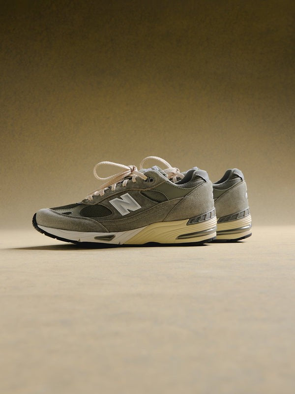 U991TK2 KITH 101 New Balance 991V2 Moonrock (Men's)