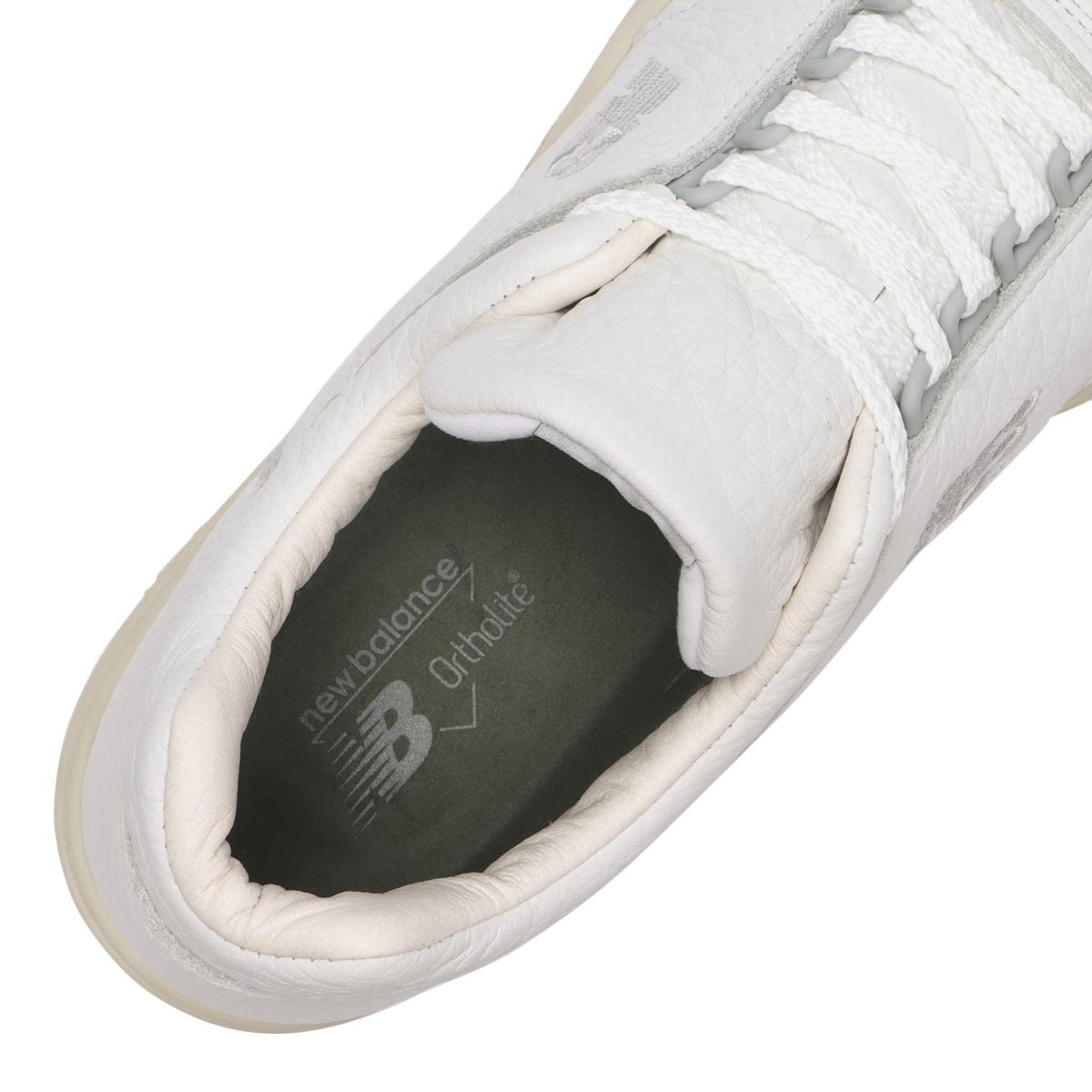 UADWWHI New Balance Allerdale White (Men's)