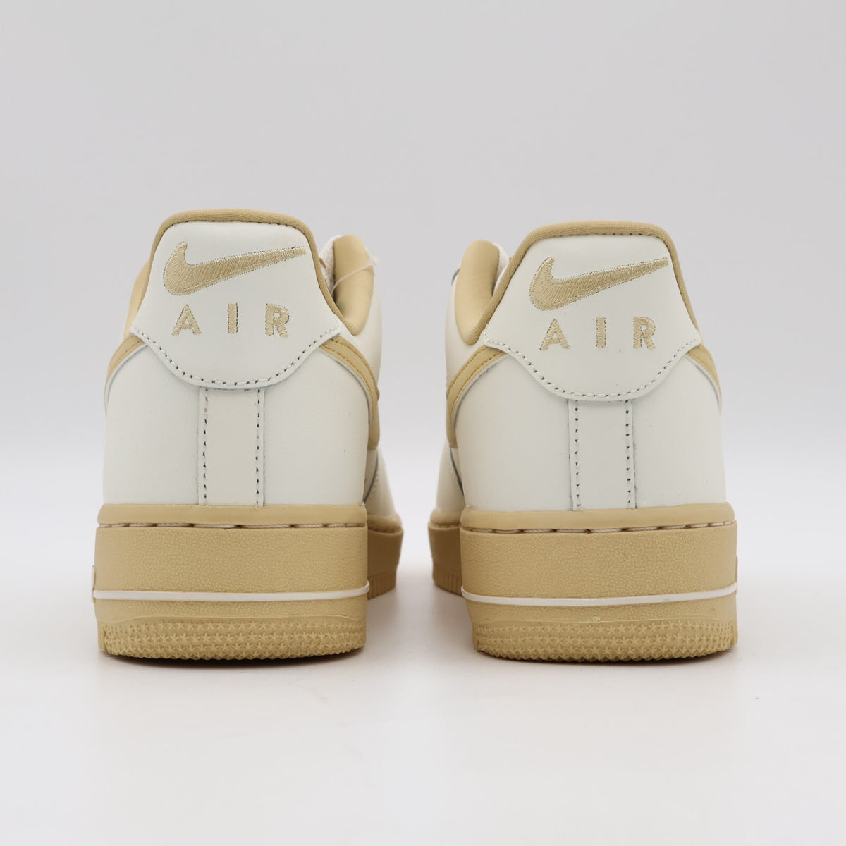 FZ3597-133 Nike Air Force 1 '07 Sail Vintage Green Sesame (Women's)