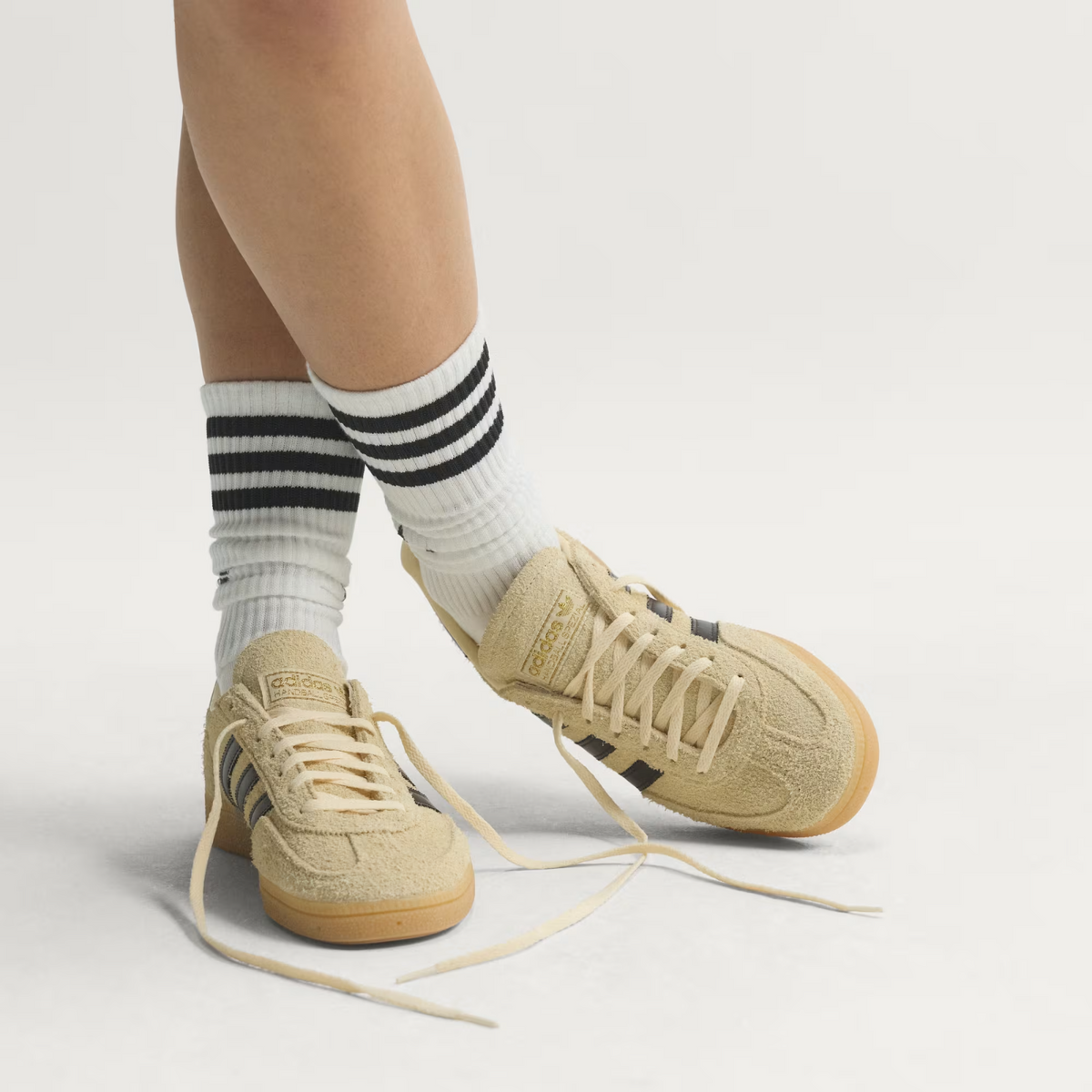 KK0932 adidas Handball Spezial Warm Vanilla/Aurora Coffee (Women's)