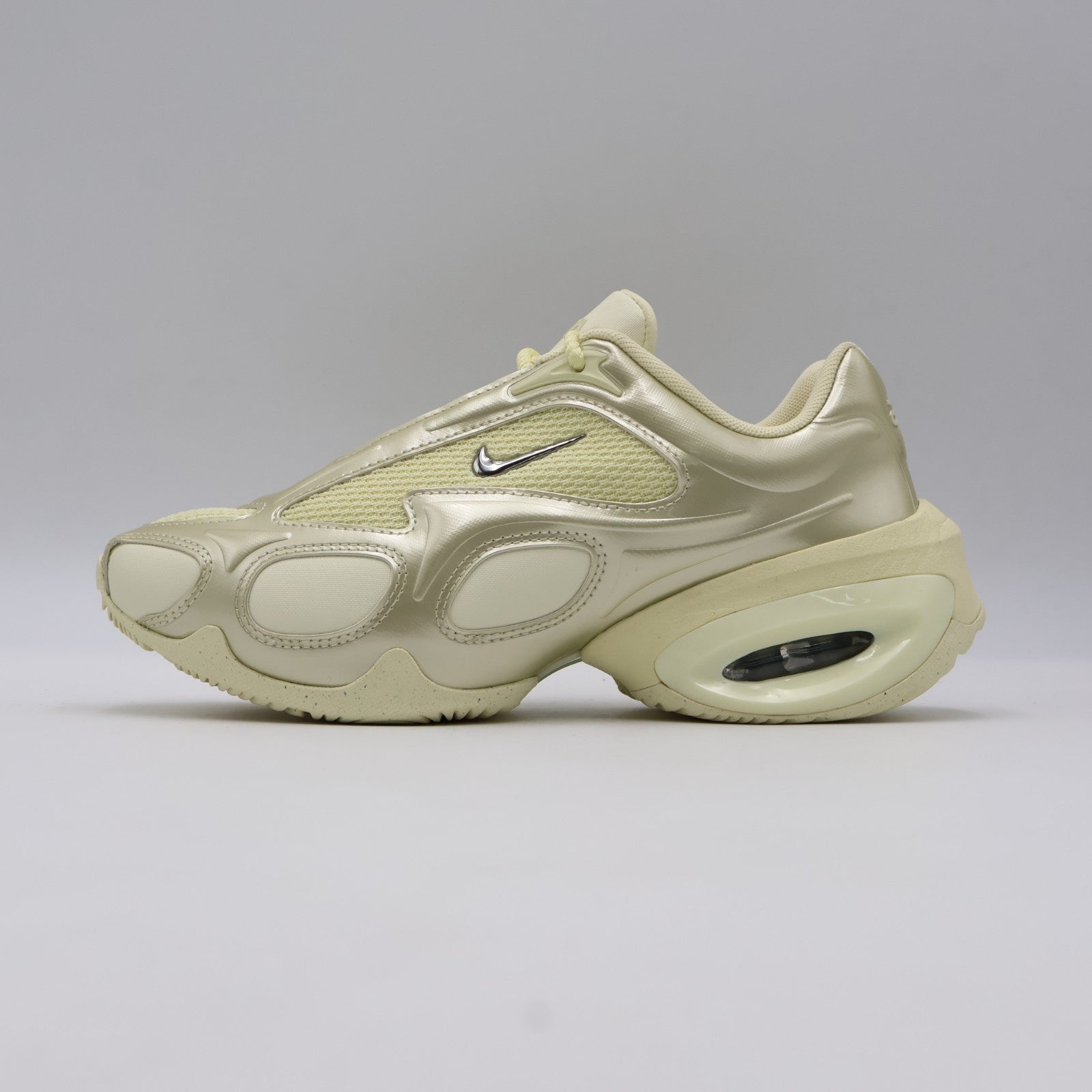 FV1920-700 Nike Women's Air Max Muse Alabaster Metallic Silver (Women's)
