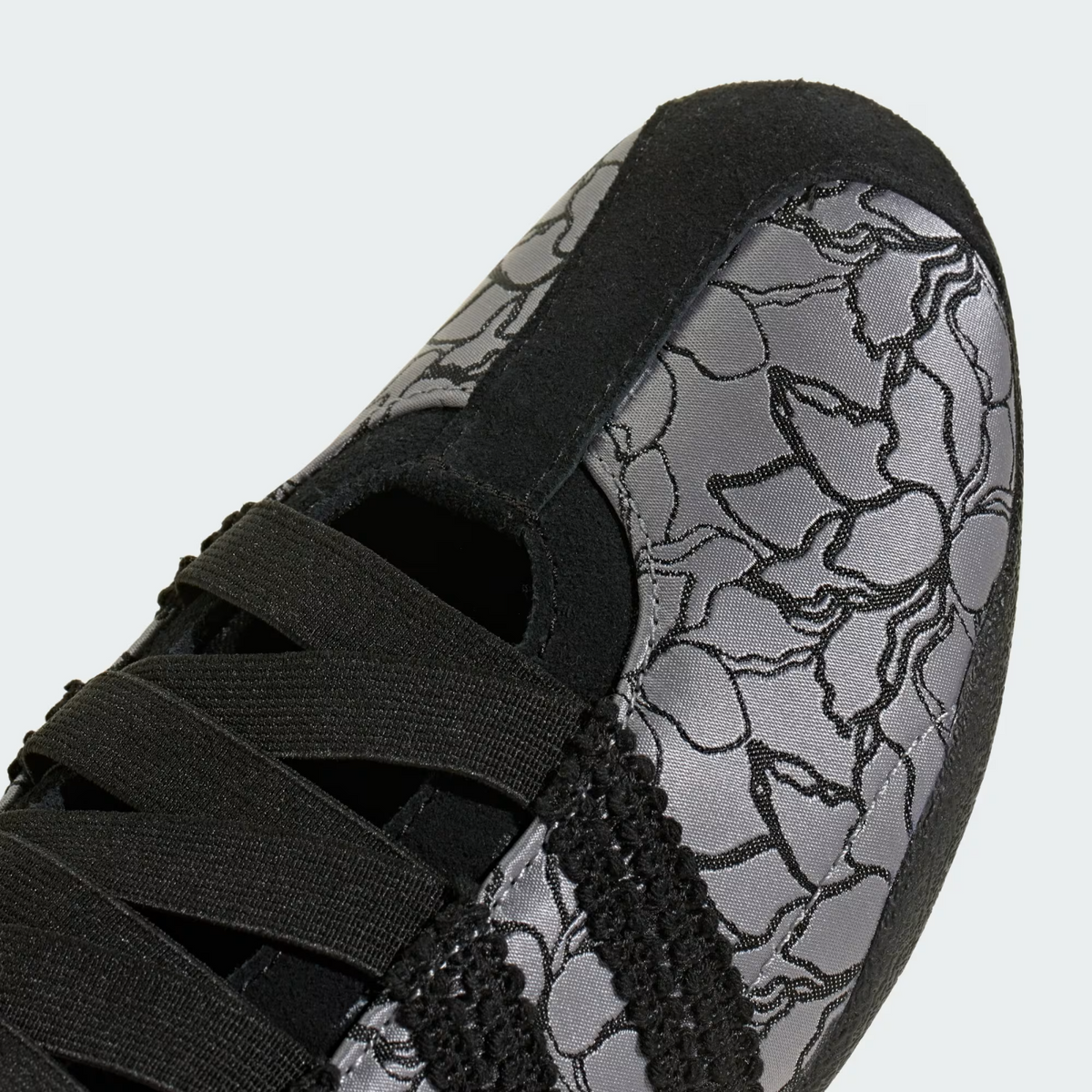 KK2442 adidas Tokyo MJ (Women's)