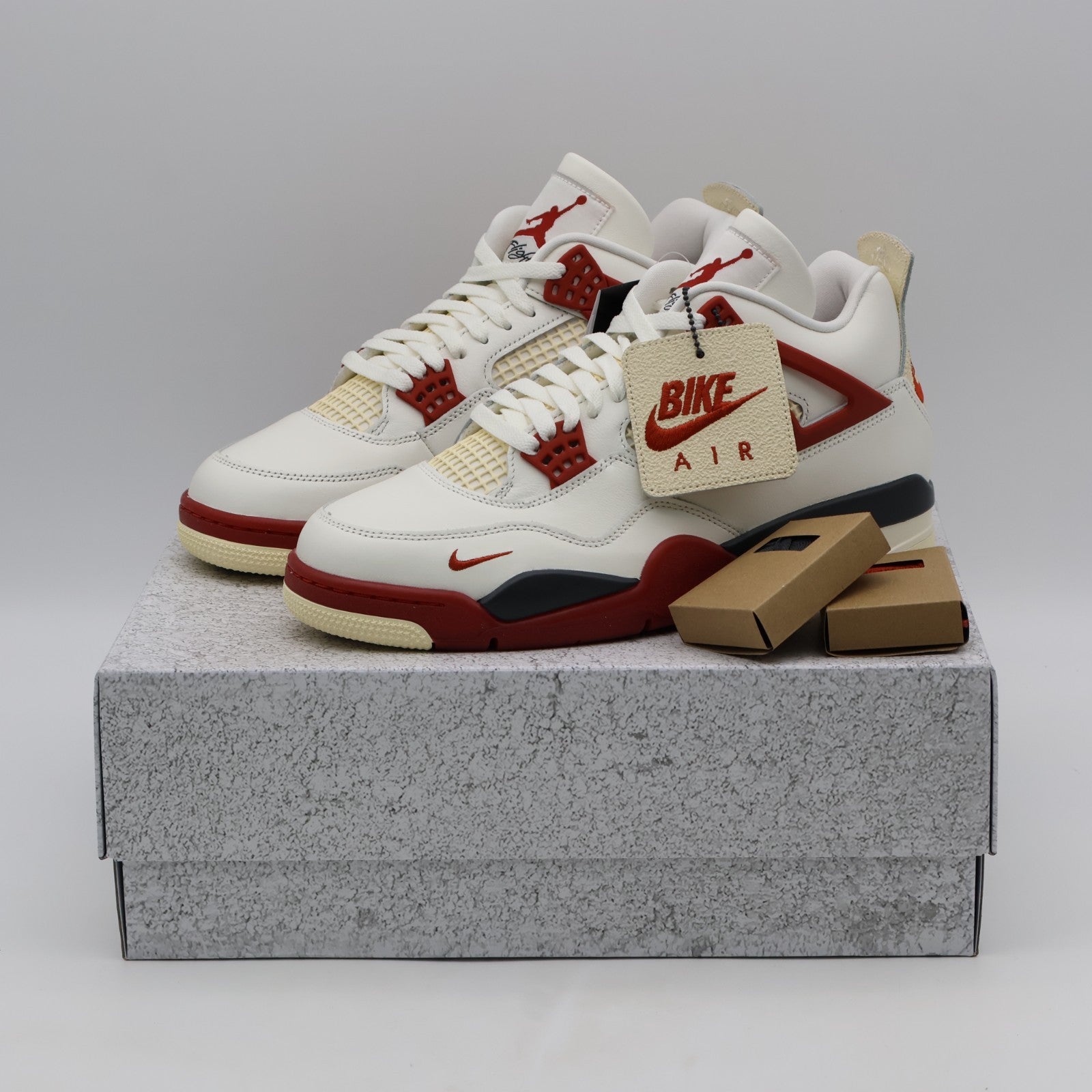 IQ8055-100 Nigel Sylvester Ã Nike Air Jordan 4 "Brick After Brick" (Men's)