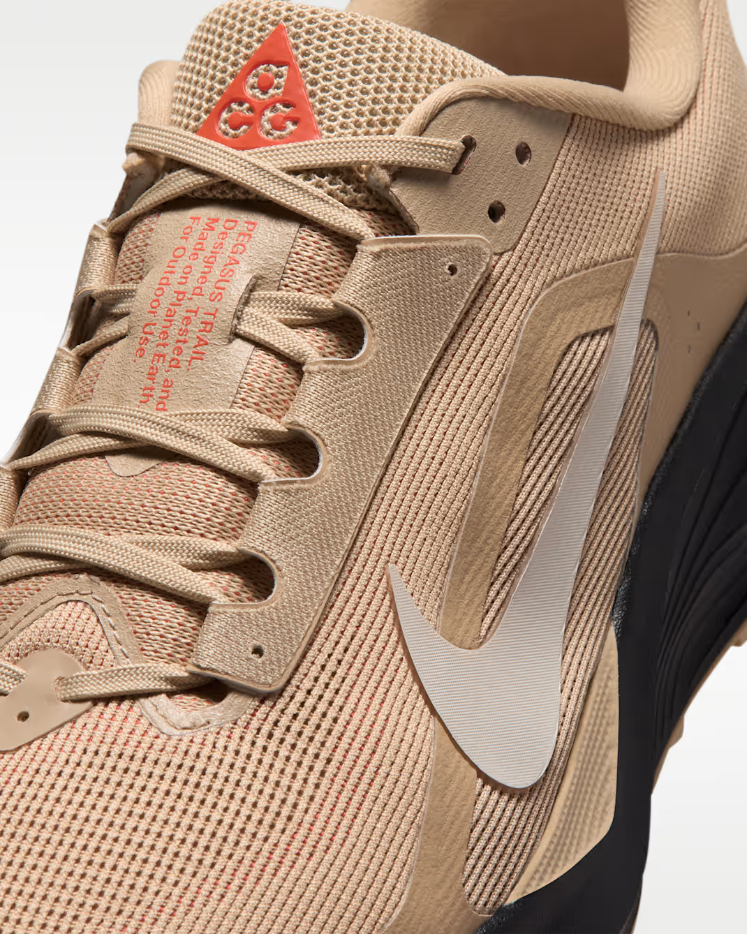 HV8116-203 Nike ACG Pegasus Trail "Linen/Black" (Men's)