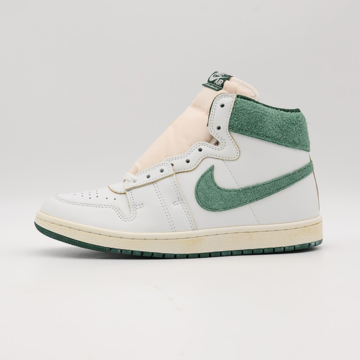 FQ2942-100 A Ma ManiÃ©re Nike Jordan Air Ship SP Green Stone (Men's)