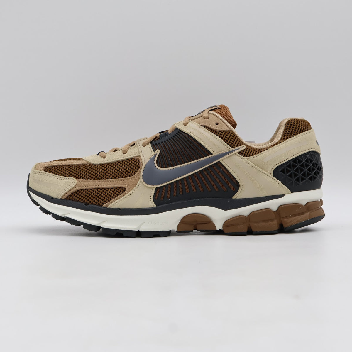 HF1553-202 Nike Zoom Vomero 5 Light British Tan British Khaki (Men's)
