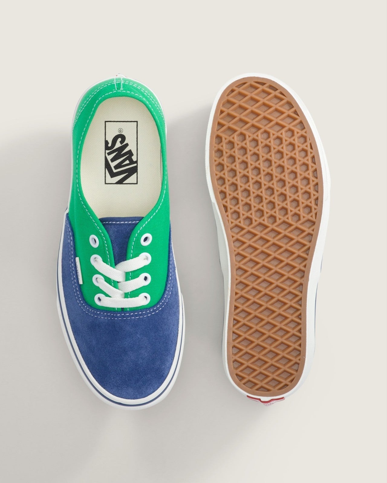 VN000EHHNVY Vans Authentic "Navy"