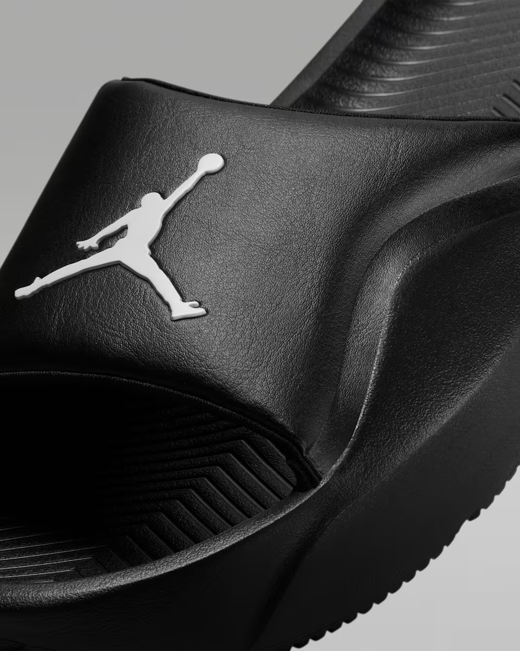HF3263-001 Nike Jordan Franchise Slides Black White (Men's)