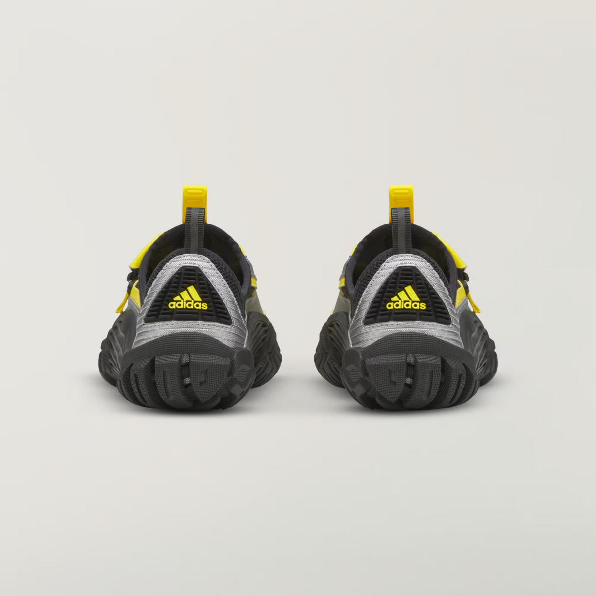 LB2842 Pharrell Ã adidas Water Moc "Yellow/Core Black" (Men's)