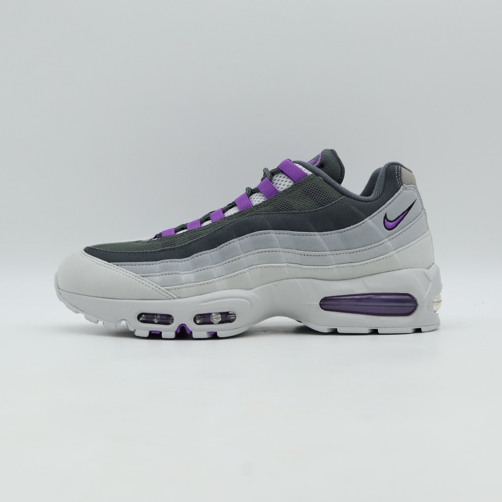 HM4740-012 Nike Air Max 95 Big Bubble "Photon Dust/Bright Violet" (Men's)