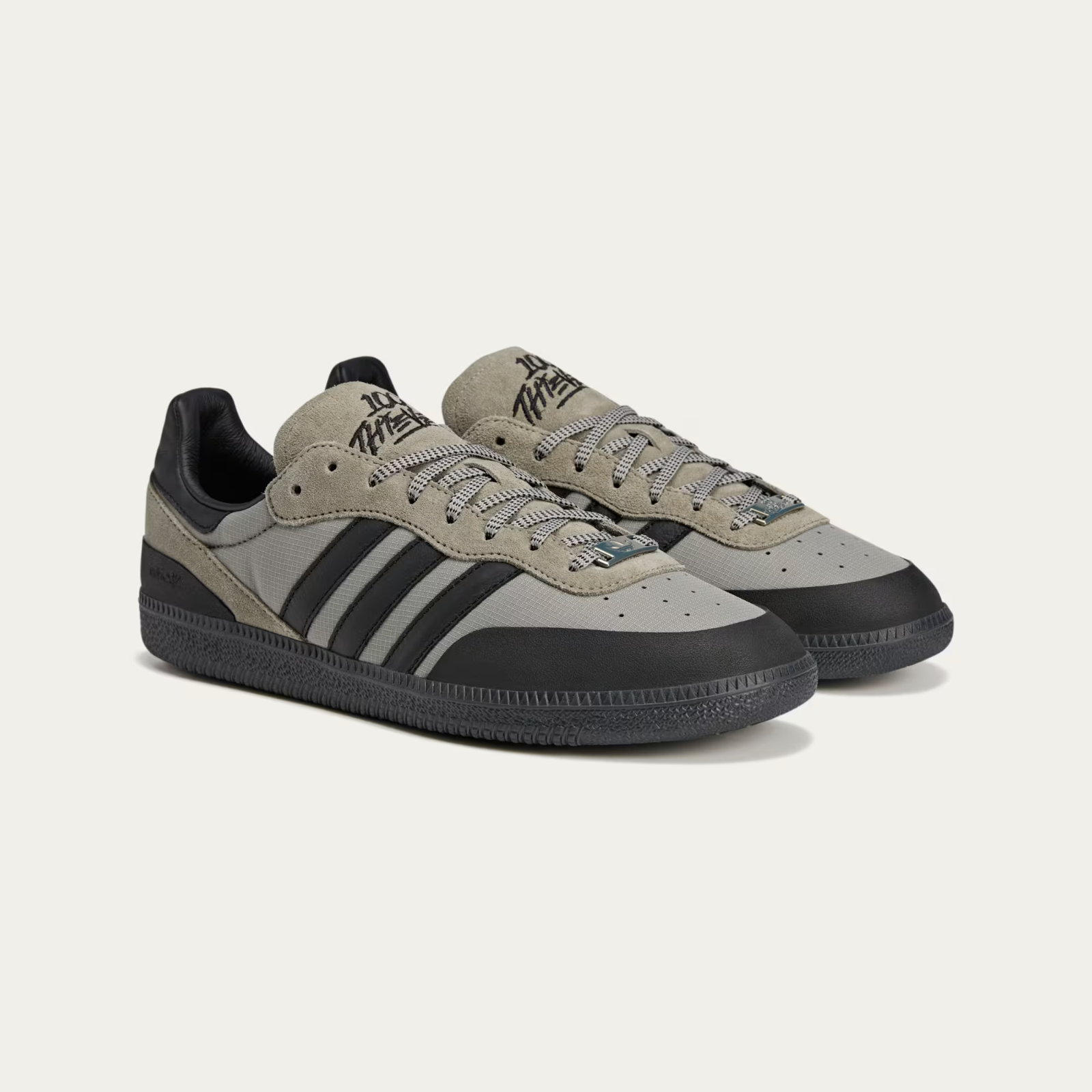 JR5536 100 Thieves Ã adidas Palos Hills (Men's)