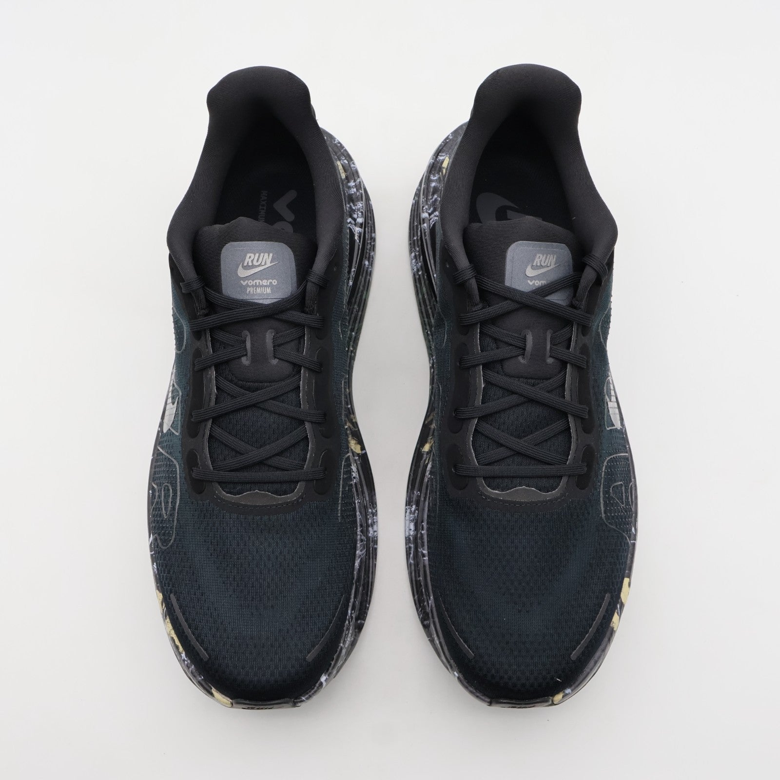 IO7325-001 Nike Vomero Premium Realtree (Men's)