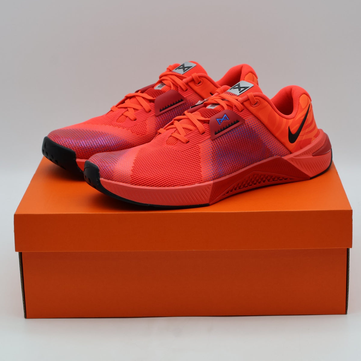 HQ2615-600 Nike Metcon 10 AMP Bright Crimson University Red Total Orange