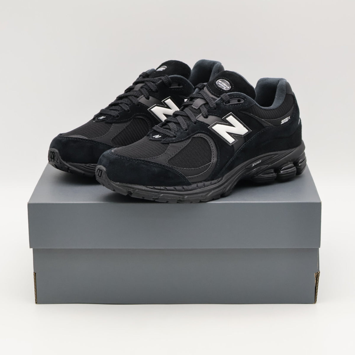 M2002RXX New Balance 2002R GORE-TEX Black White (Men's)