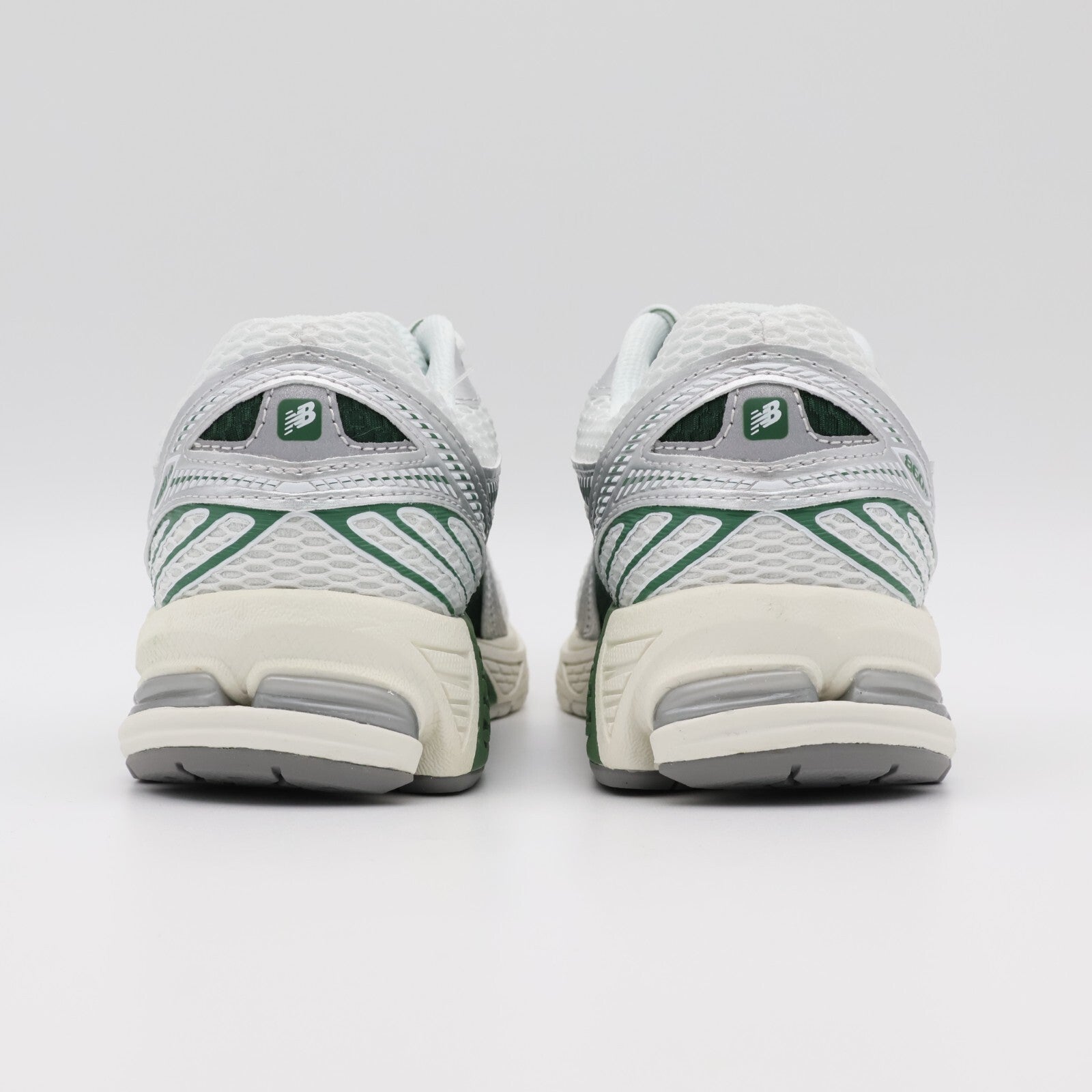 ML860GP2 New Balance 860V2 Mallard Green Metallic Silver (Men's)