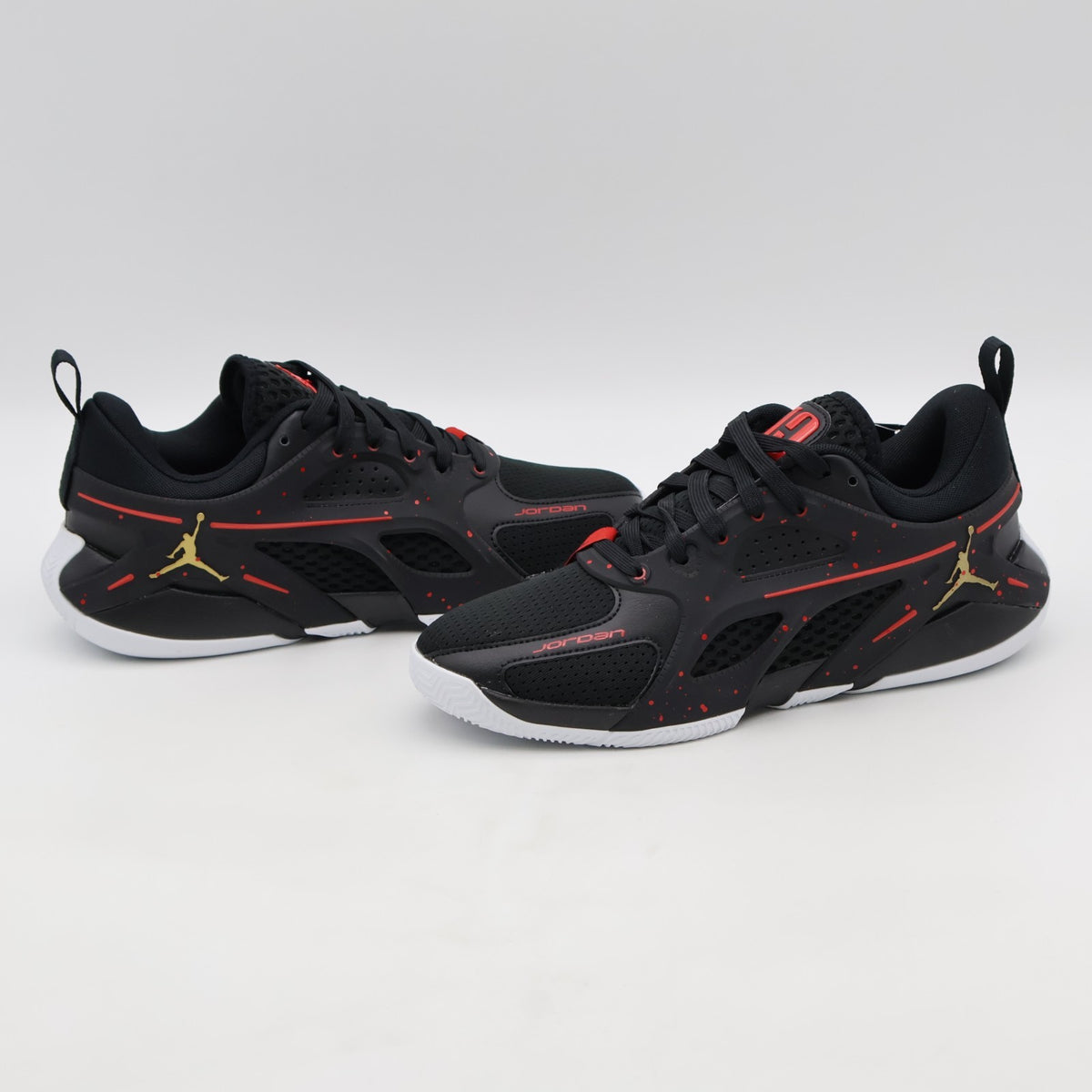 HQ8650-076 Nike Jordan Heir Series Black University Red Metallic Gold (Men's)