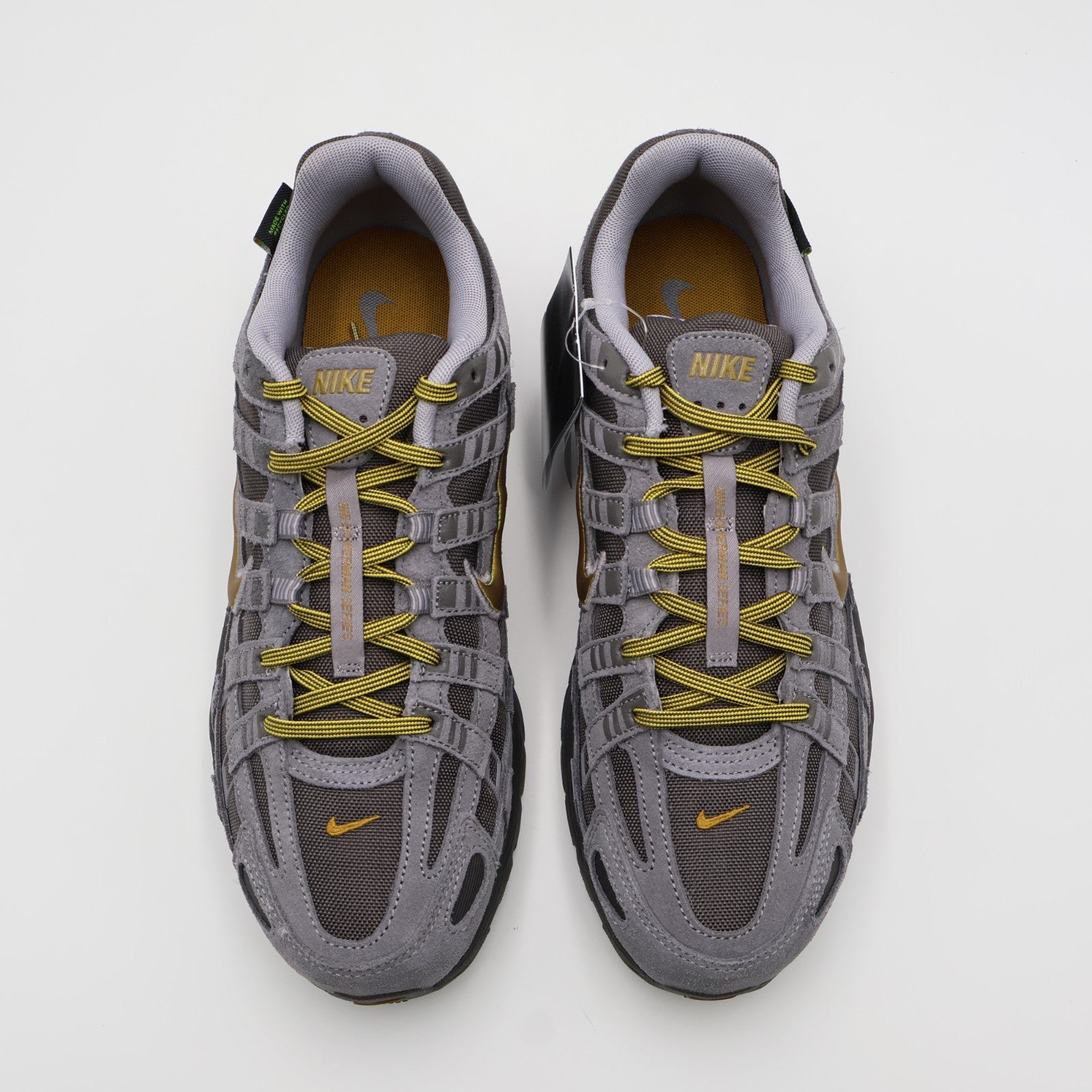 IH0946-201 Nike P-6000 Premium Cordura Medium Ash Golden Hops (Men's)