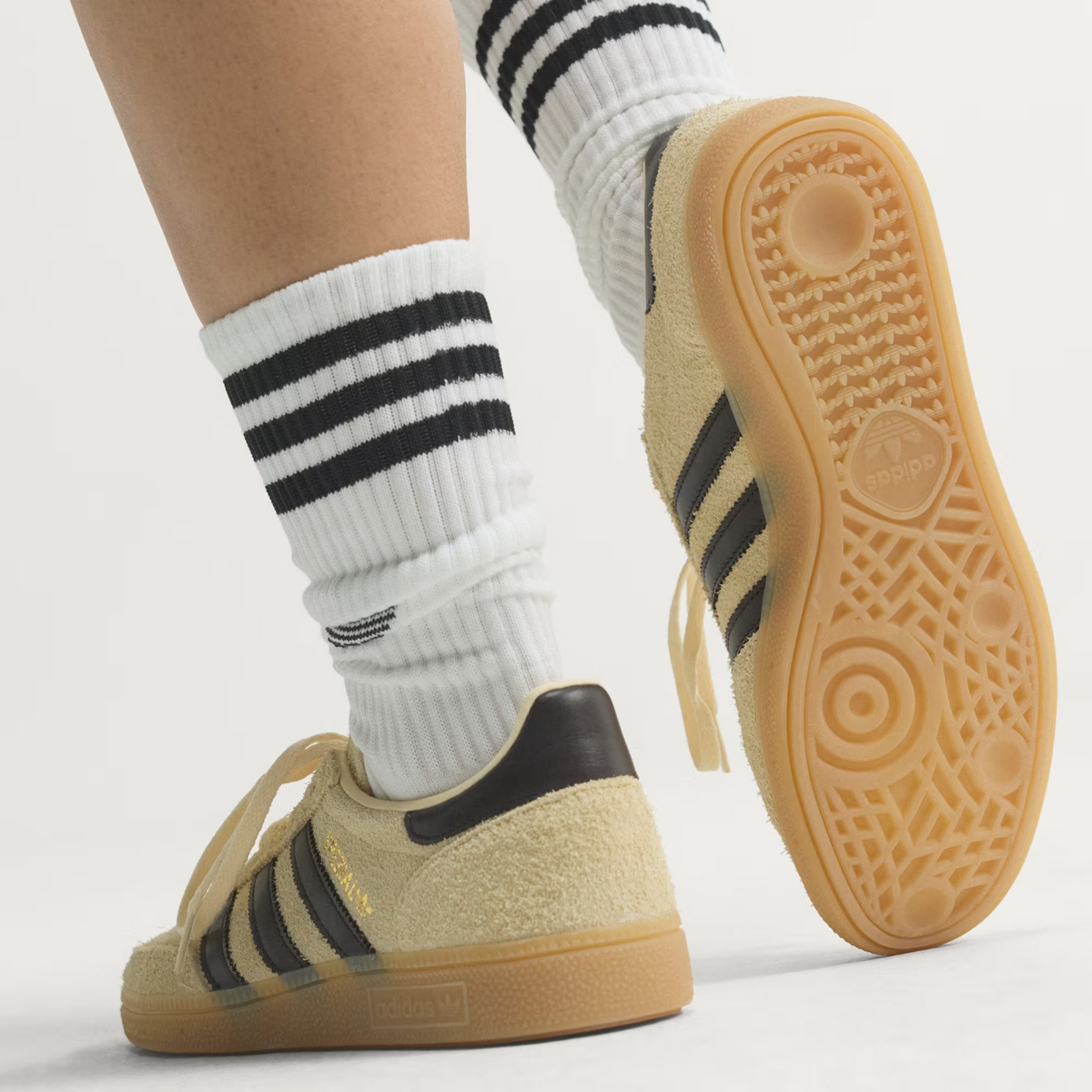KK0932 adidas Handball Spezial Warm Vanilla/Aurora Coffee (Women's)