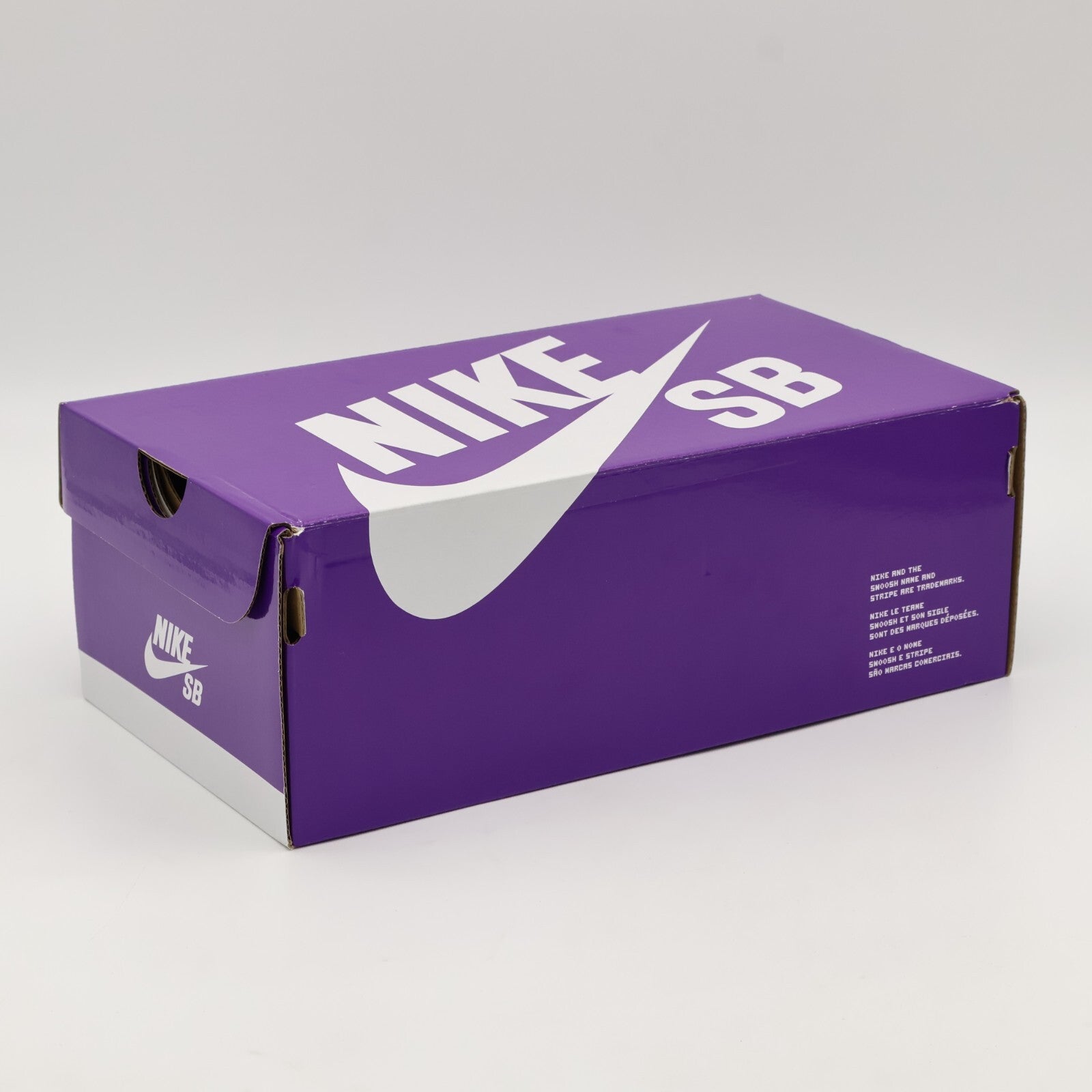 FD6641-200 Nike SB Zoom Janoski Premium Sesame Brongene Sail Flat Gold (Men's)