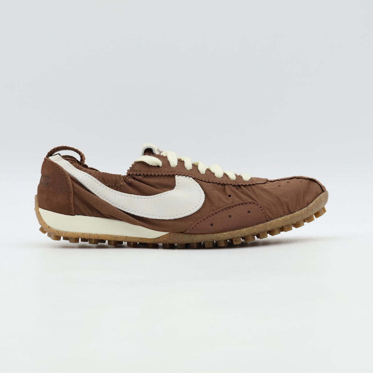 HV8547-200 Jacquemus Nike Women's Moon Shoe Fauna Brown (Womens's)
