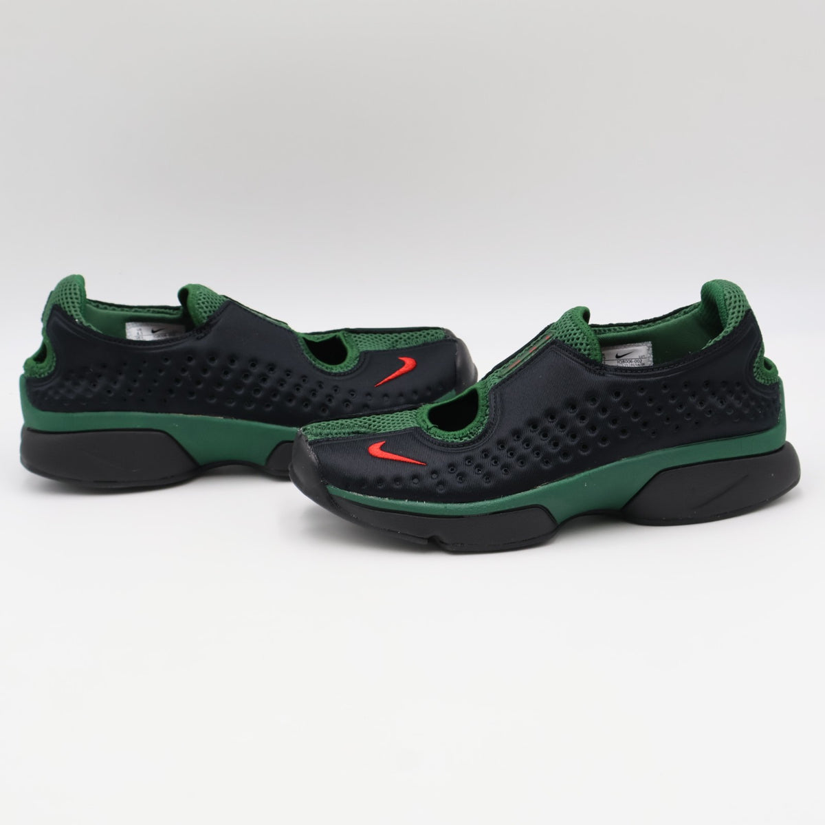 IQ8006-002 Nike Rift 2 "Kenya" (Women's)