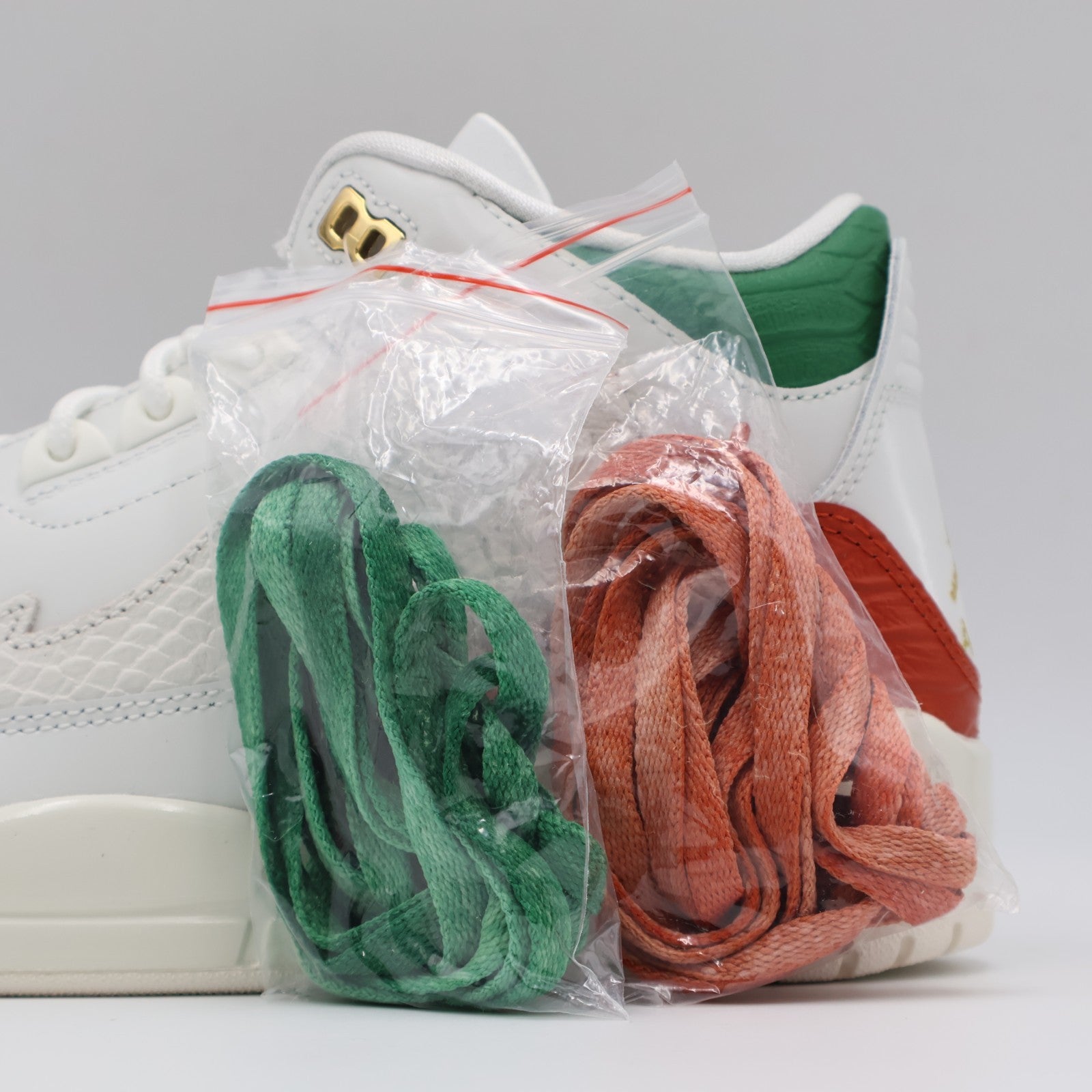 IO1752-100 Nike Air Jordan 3 Retro Mex El Vuelo (Men's)