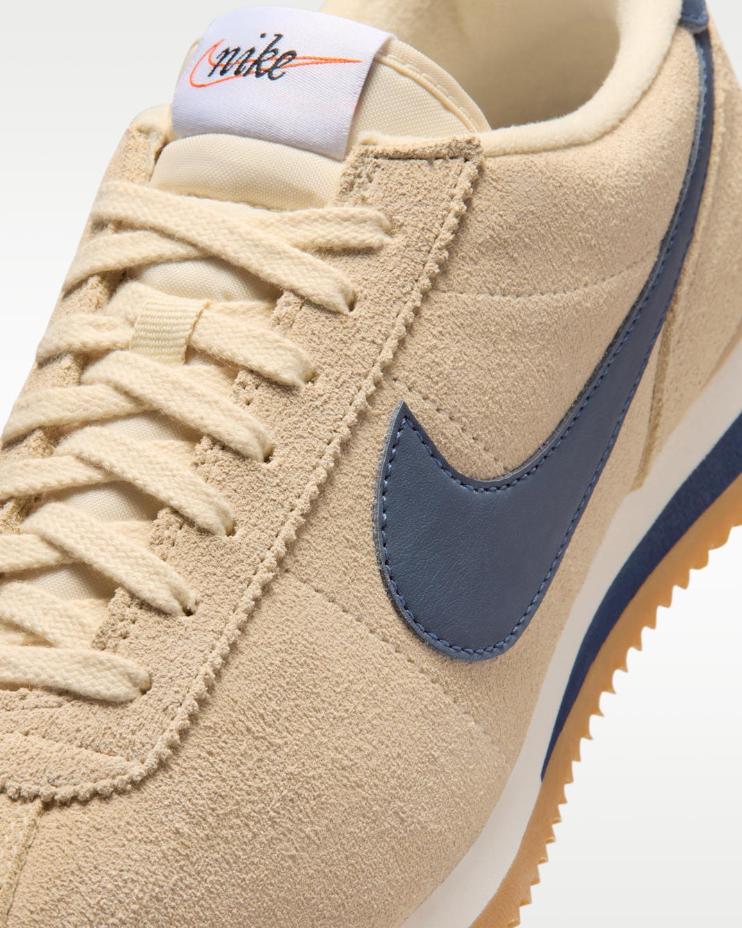 IB1857-202 Nike Women's Cortez BeachSail (Men's)