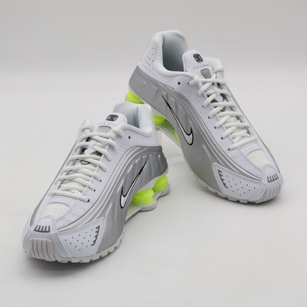 AR3565-102 Nike Women's Shox R4 White Volt (Women's)