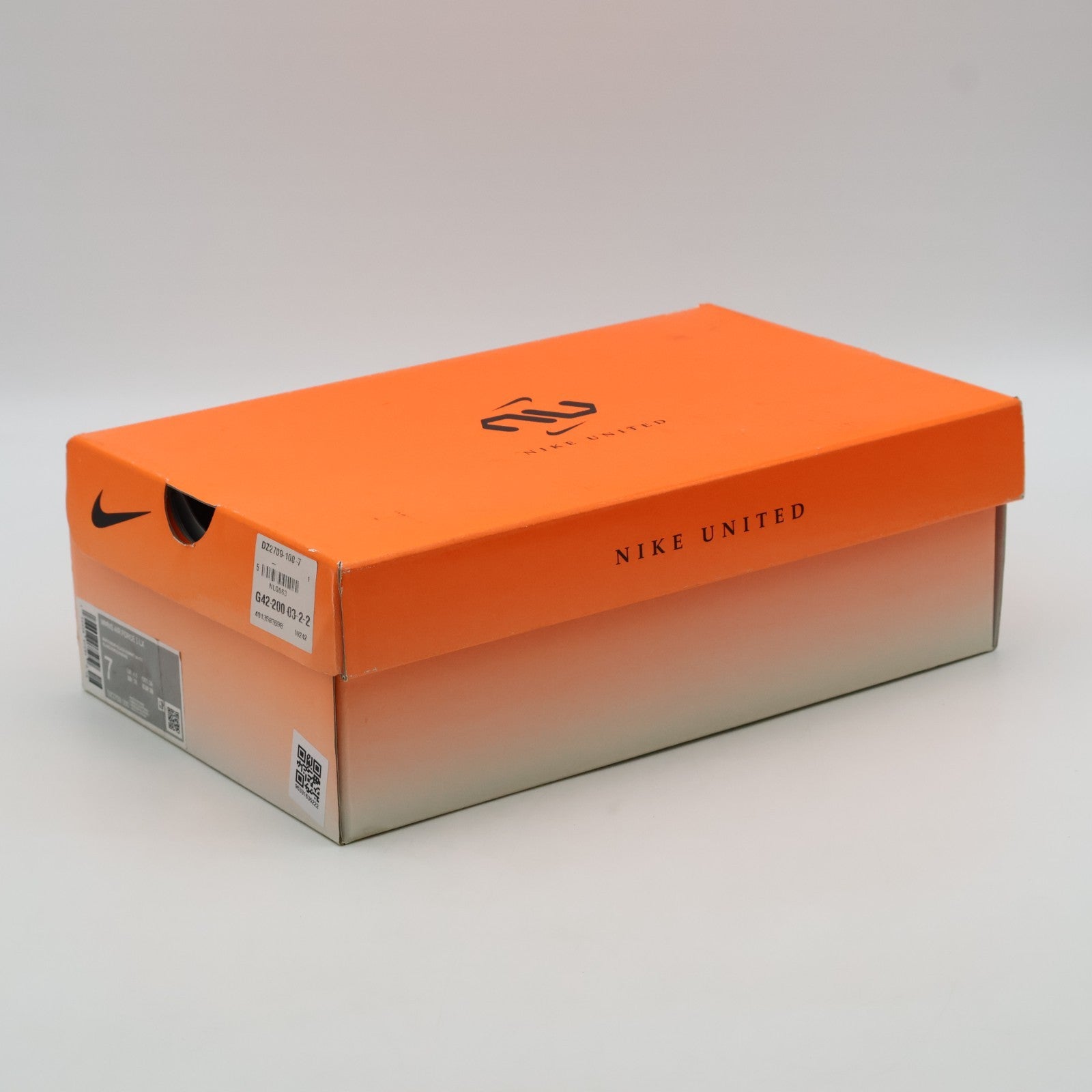 DZ2709-100 Nike WMNS Air Force 1 Low United in Victory White