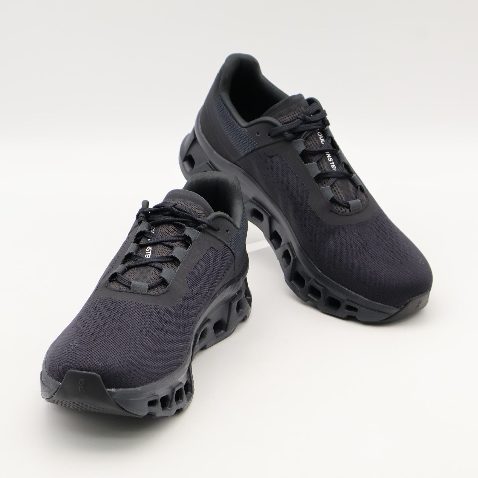 61-99025 On Cloudmonster All Black (Men's)