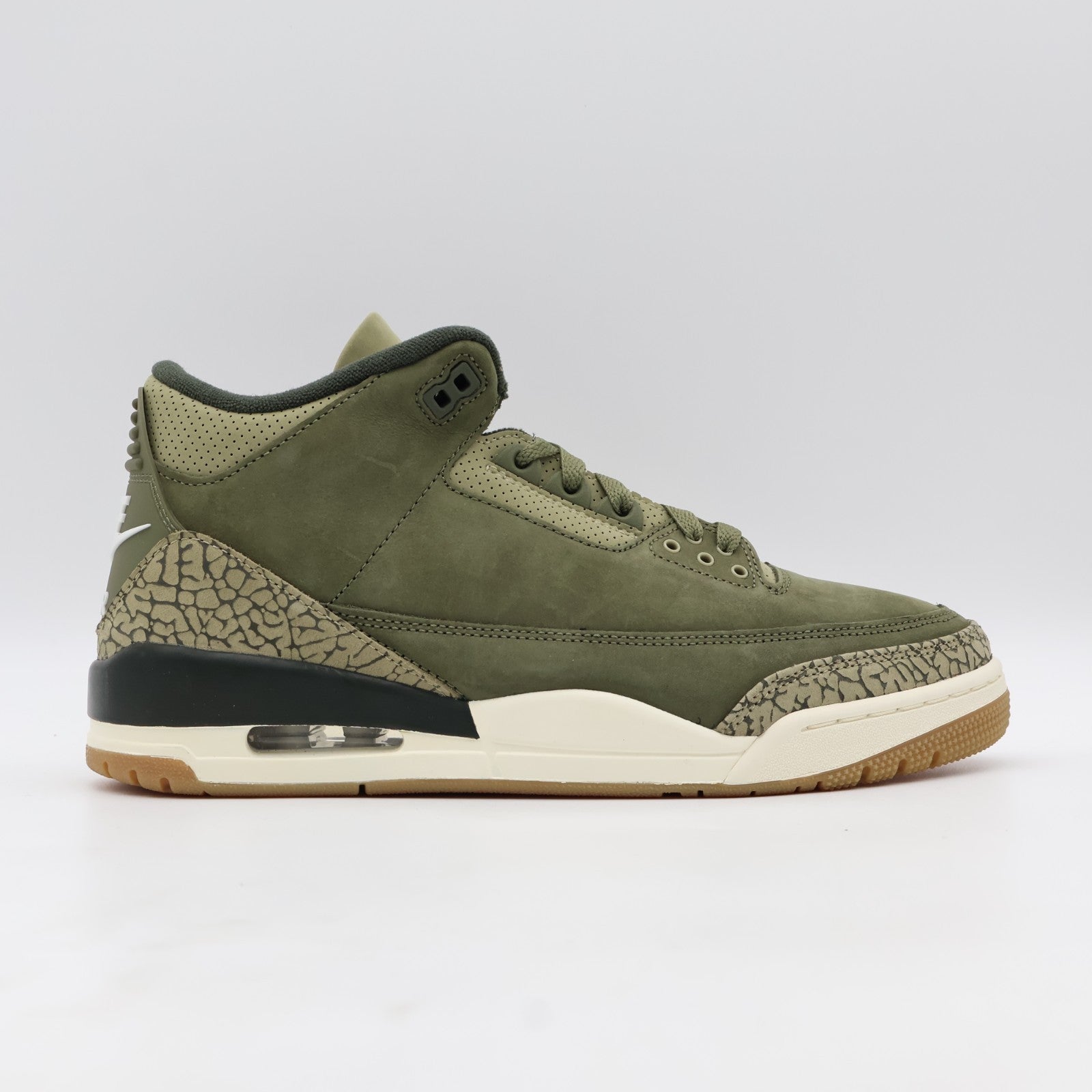 DN3707-202 Nike Air Jordan 3 Retro Family Affair (Men's)