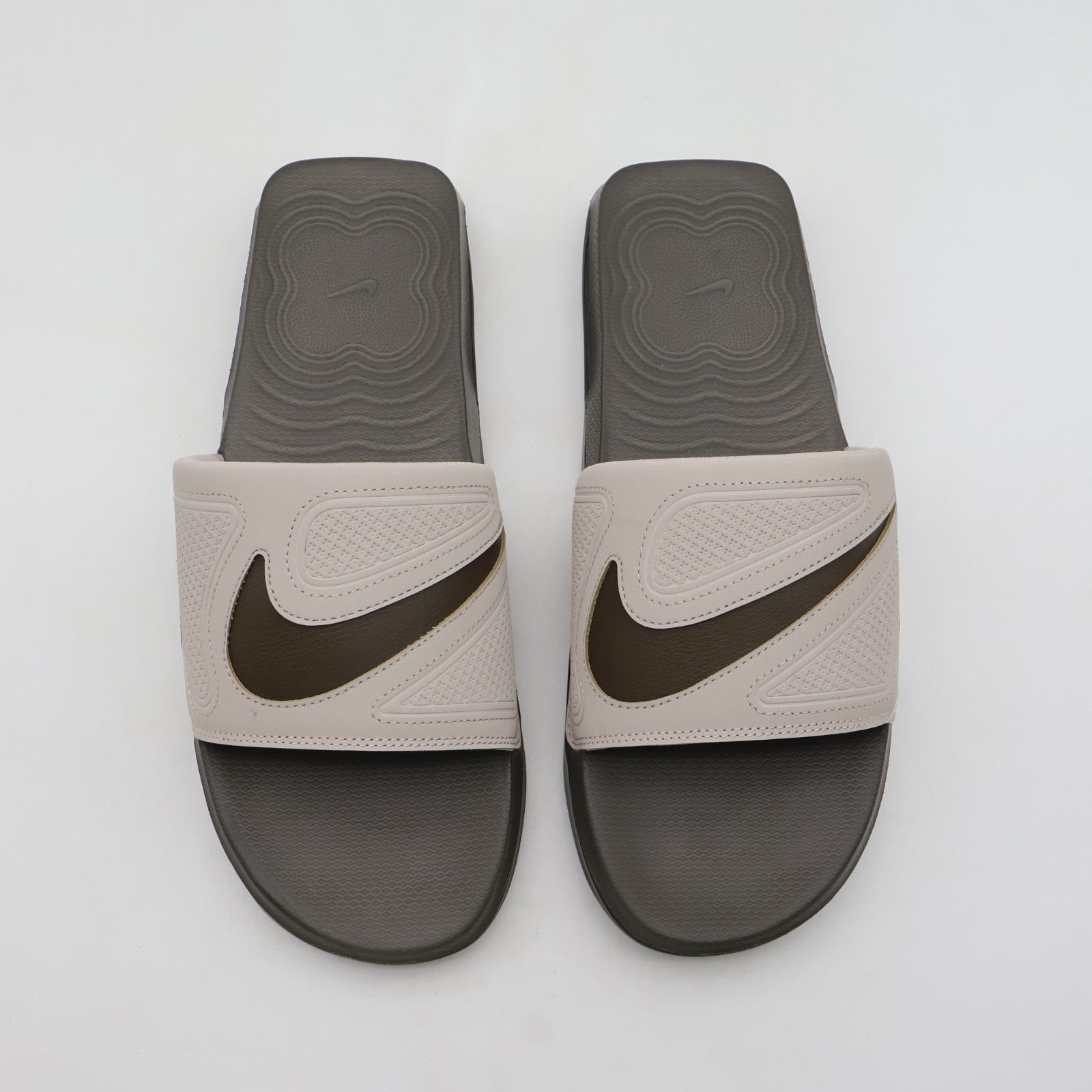 DC1460-203 DC1460-203 Nike Air Max Cirro Slides Dark HazelMoon Particle (Men's)