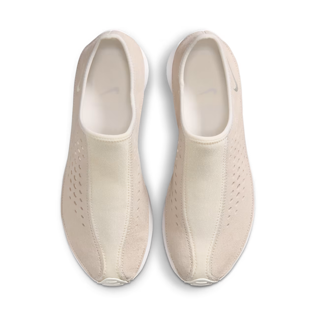 HV8628-100 Nike Women's Air Superfly Moc "Sail"